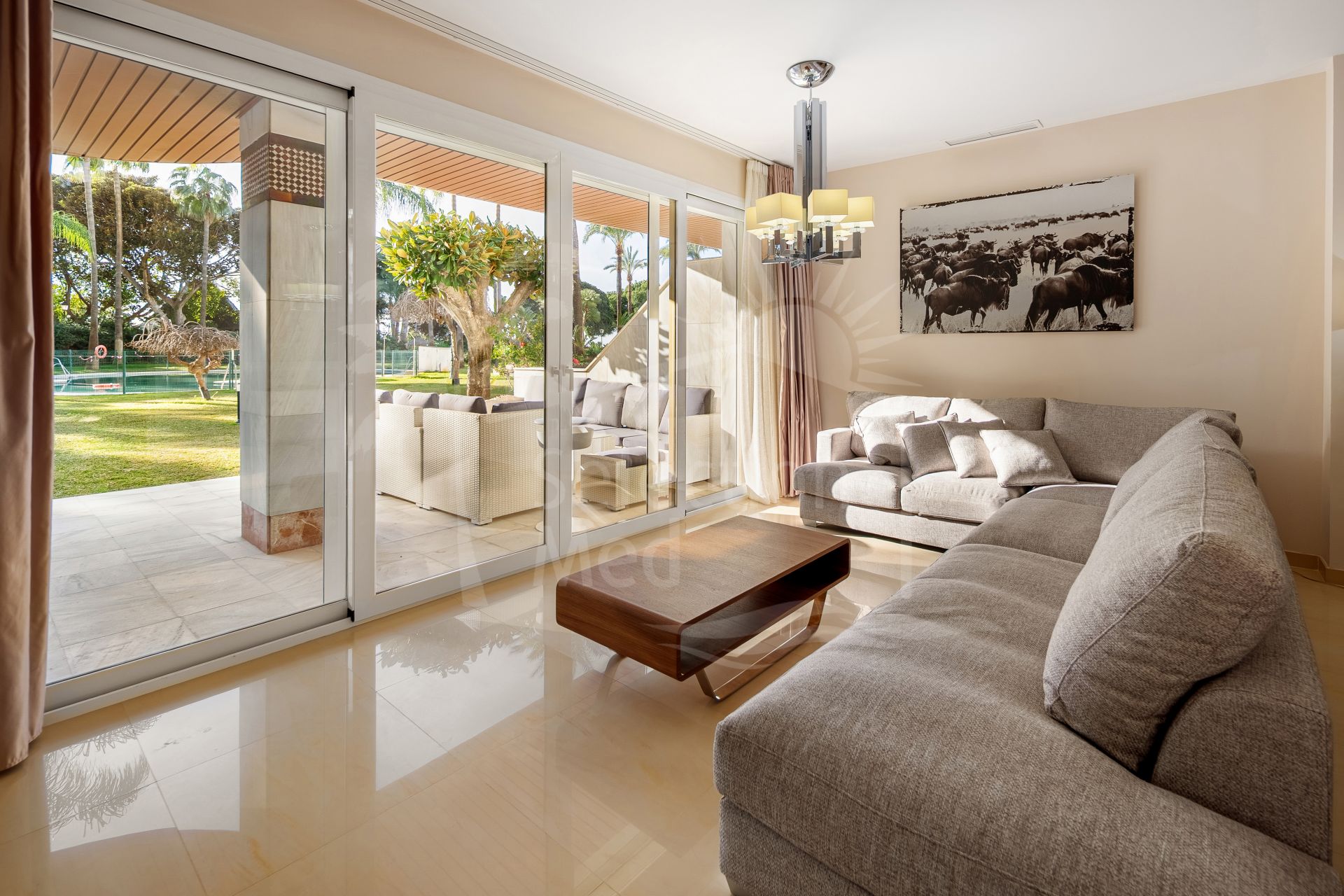 Espléndido dúplex en una residencia histórica en el centro de Puerto Banús