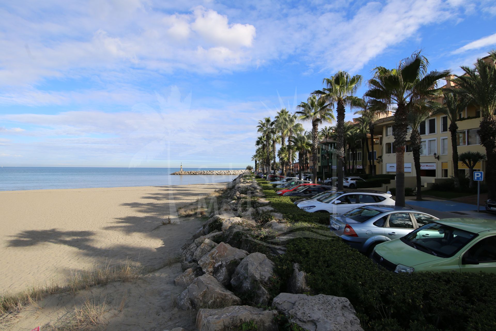 Unique 4 Bedroom Luxury ‘Villa in the Sky’ Penthouse Apartment in the Prestigious Port of Sotogrande.