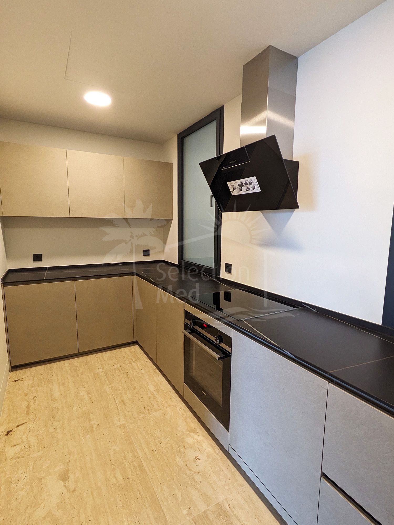 Apartamento con vistas al mar en Estepona, Málaga