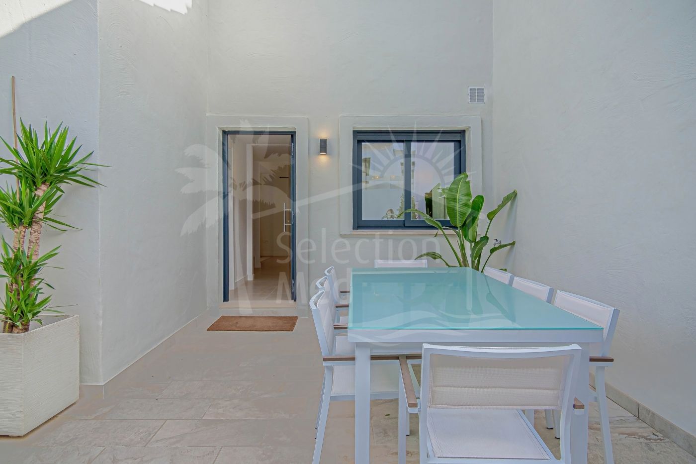New Andalusian Style 3 Bedroom Townhouse Located on the New Golden Mile.