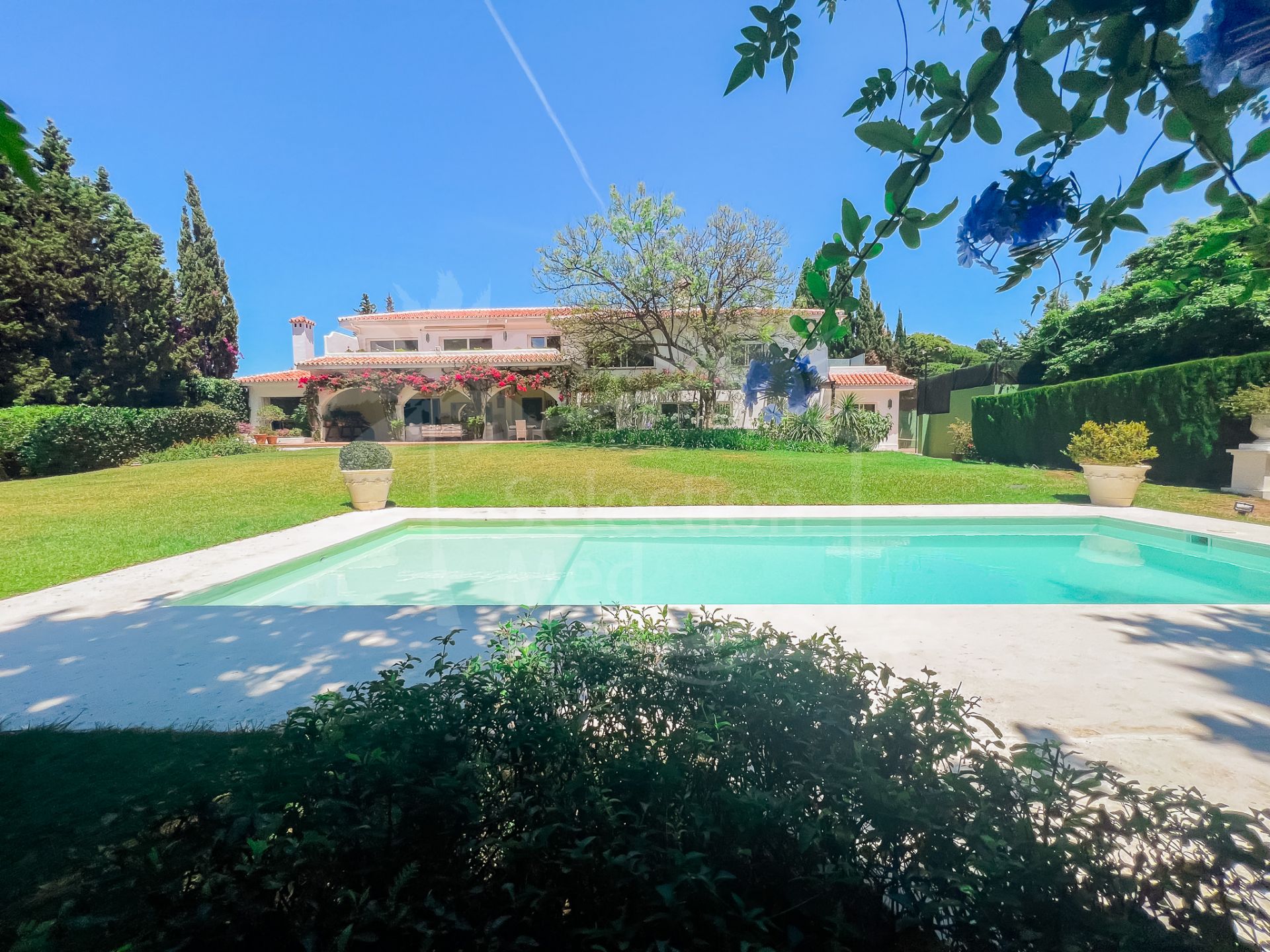 Luxury 7 Bedroom Villa with Private Pool and Tennis Court in Calahonda, Mijas Costa, Malaga