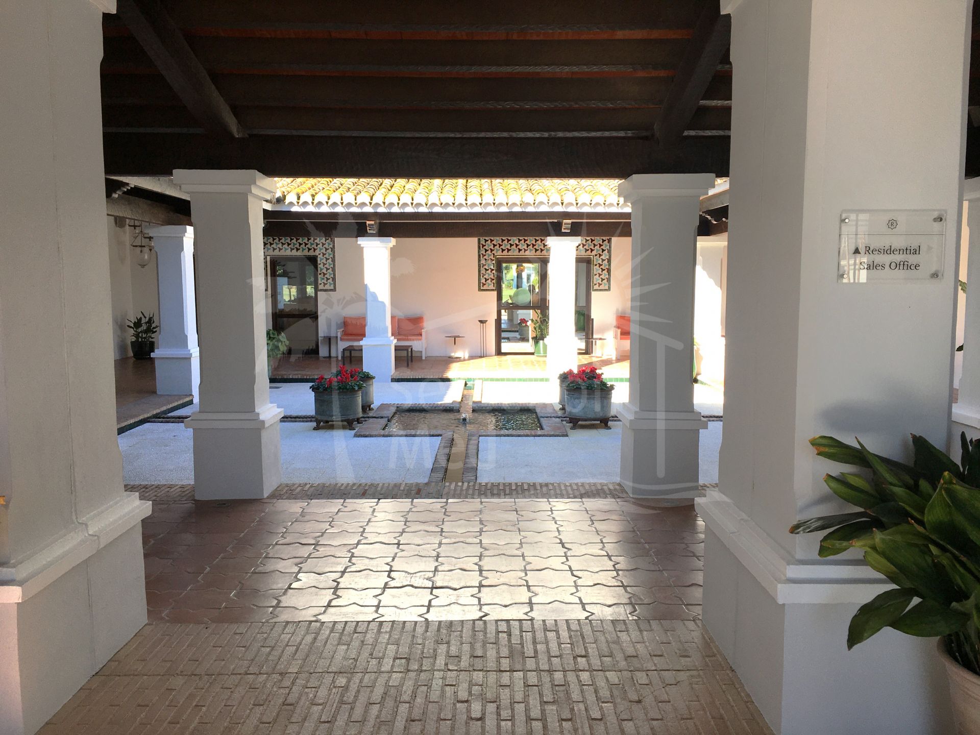 New Luxury Villa Project on Elevated Plot in La Reserva Sotogrande.