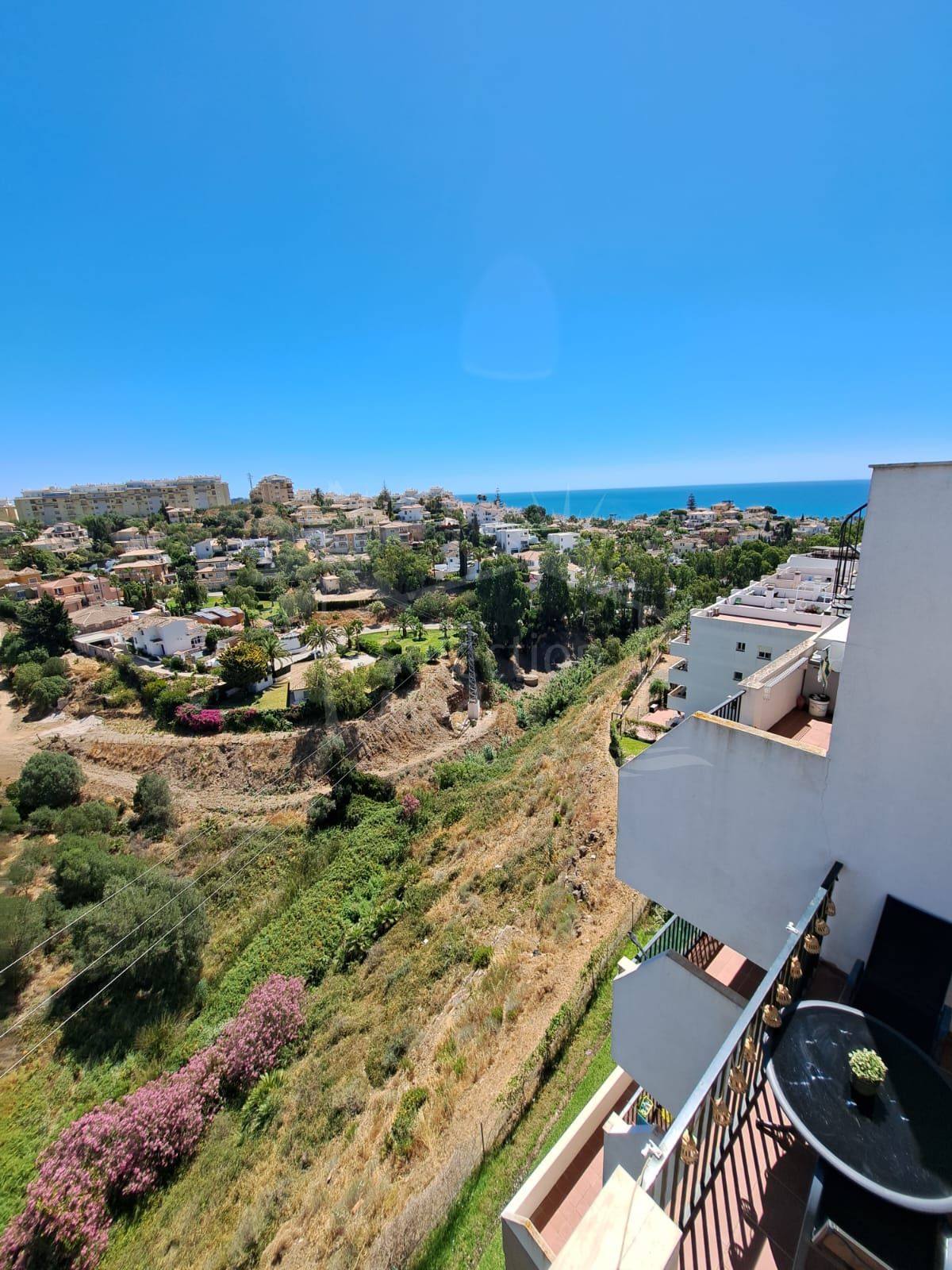 Beautiful Apartment with privileged views in Mijas Costa, Mijas