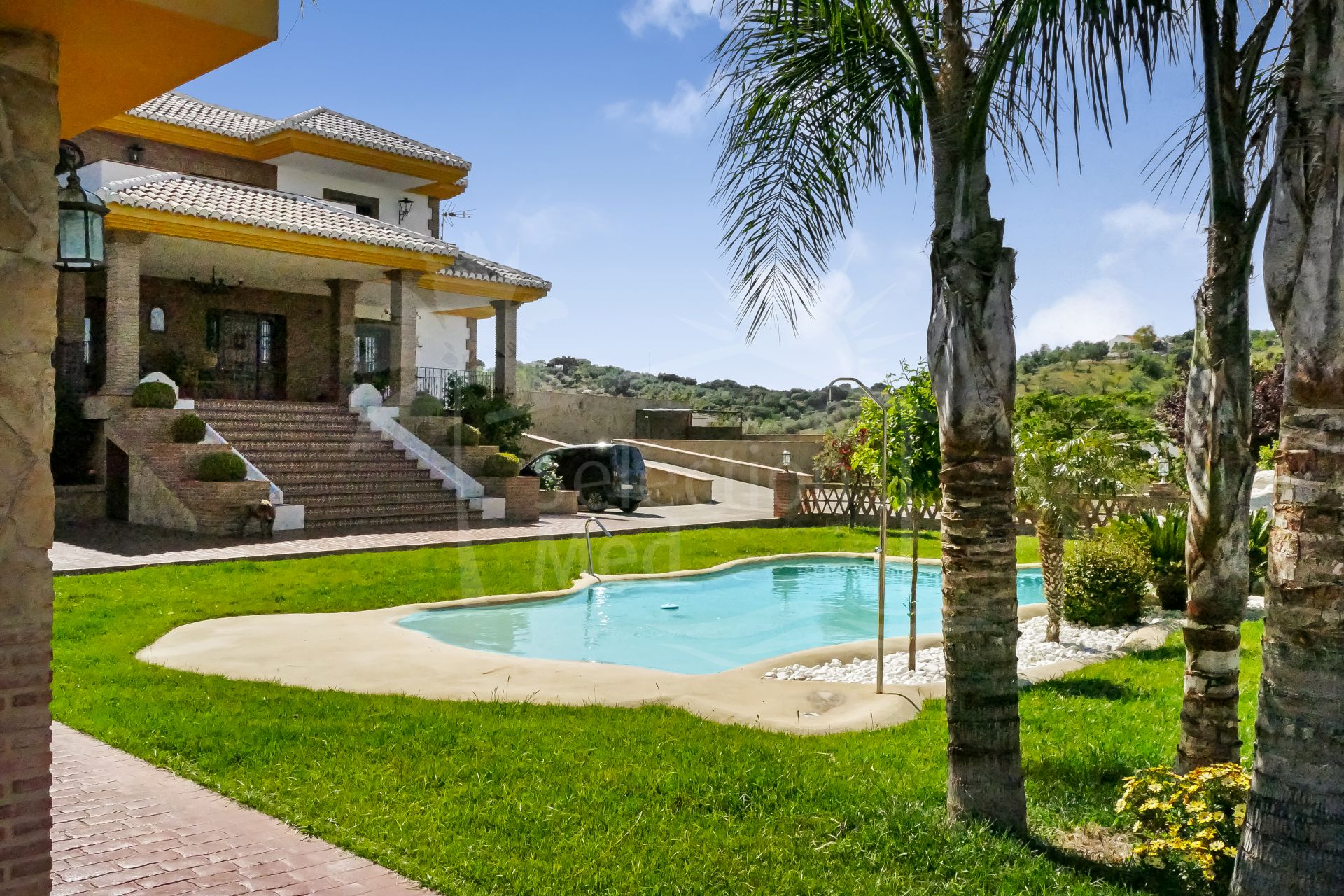 Beautiful villa with beach designed pool