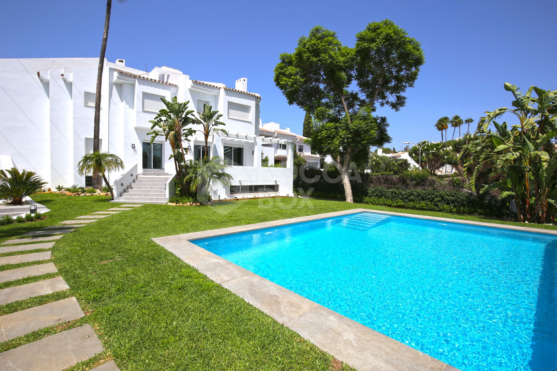 5 Bedroom Fully Refurbished Townhouse - Nueva Andalucía