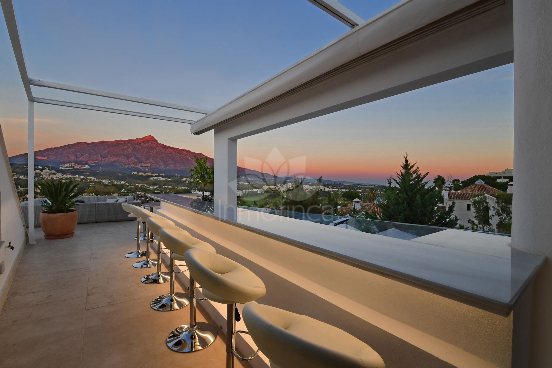 Villa in Nueva Andalucia, Marbella