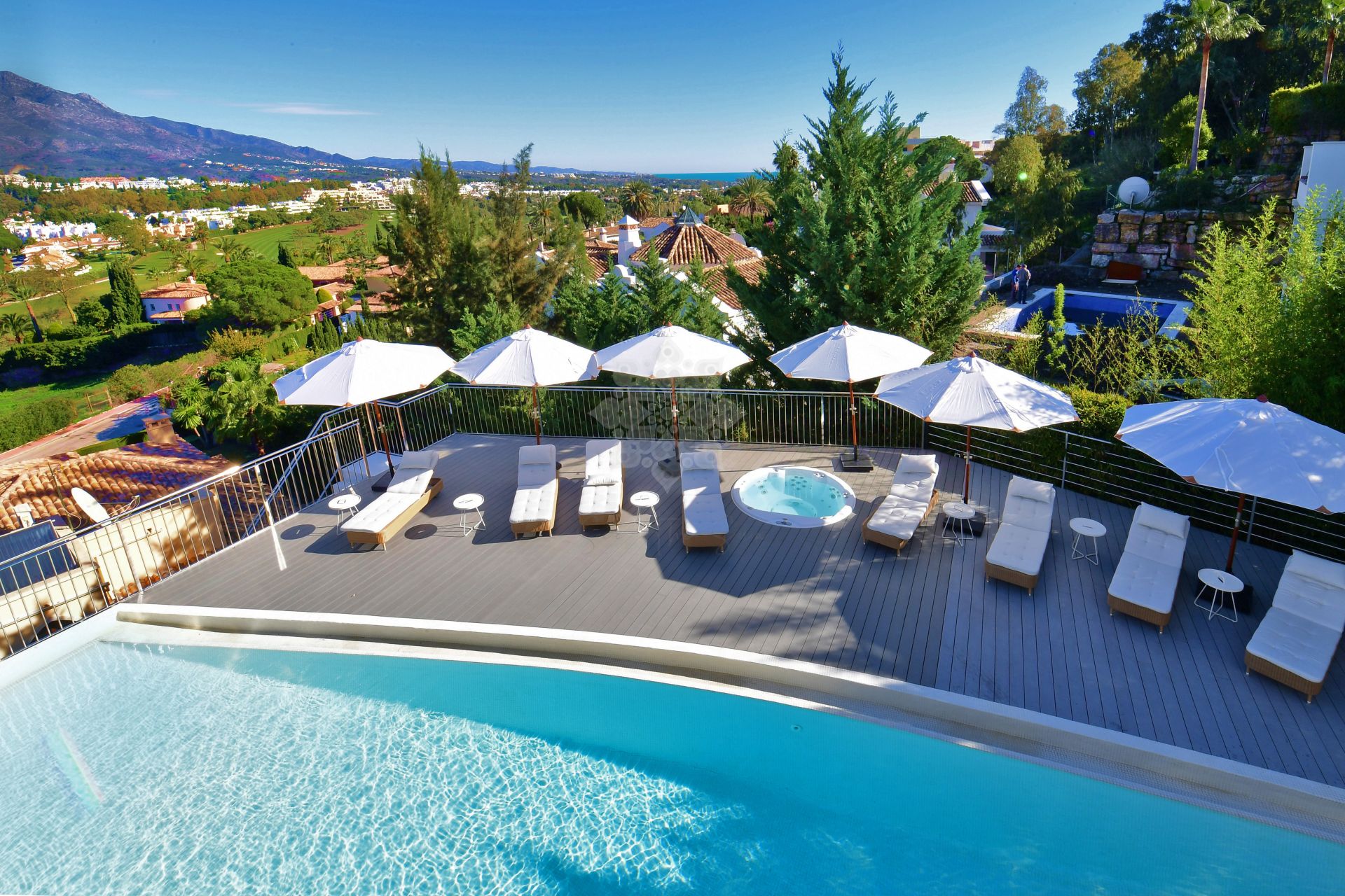 Villa en Nueva Andalucia, Marbella