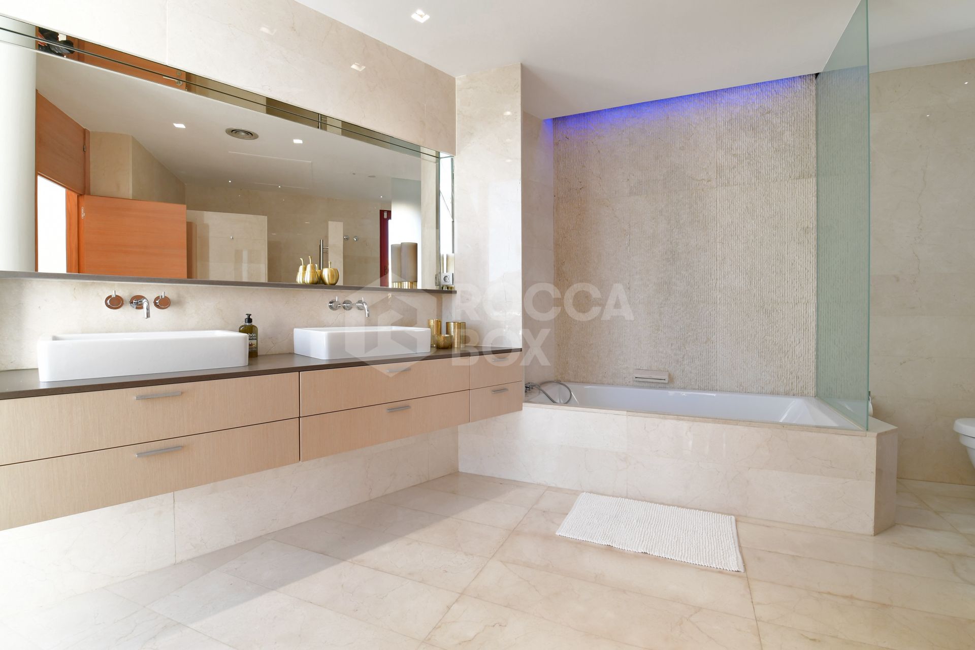 Spectacular South-East Facing Four-Level Contemporary Villa with Sea and Mountain Views in the Heart of Nueva Andalucía’s Golf Valley