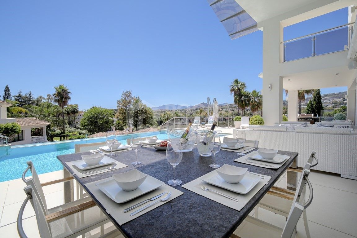 Stunning five-bedroom villa in the exclusive Golf Valley of Nueva Andalucia, Marbella