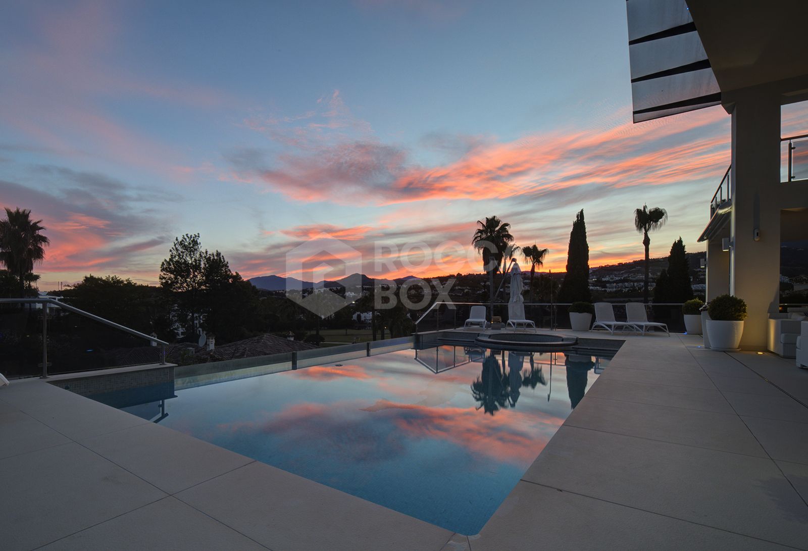 Stunning five-bedroom villa in the exclusive Golf Valley of Nueva Andalucia, Marbella