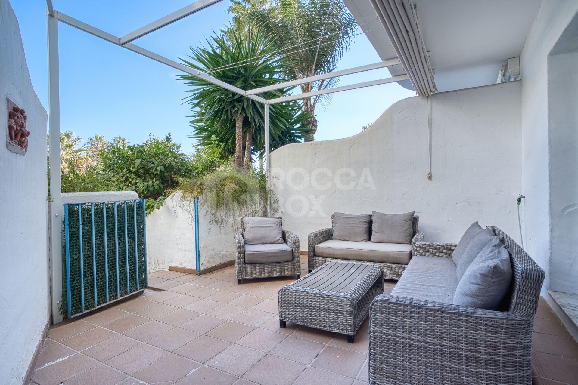 Fully renovated two bedroom, ground floor apartment in the well-known and gated community Marbella Real