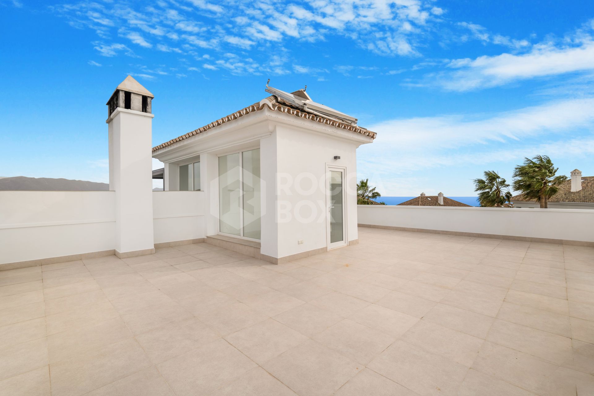 Fantastic three bedroom semi detached villa in a gated community of Monte Elviria, La Mairena