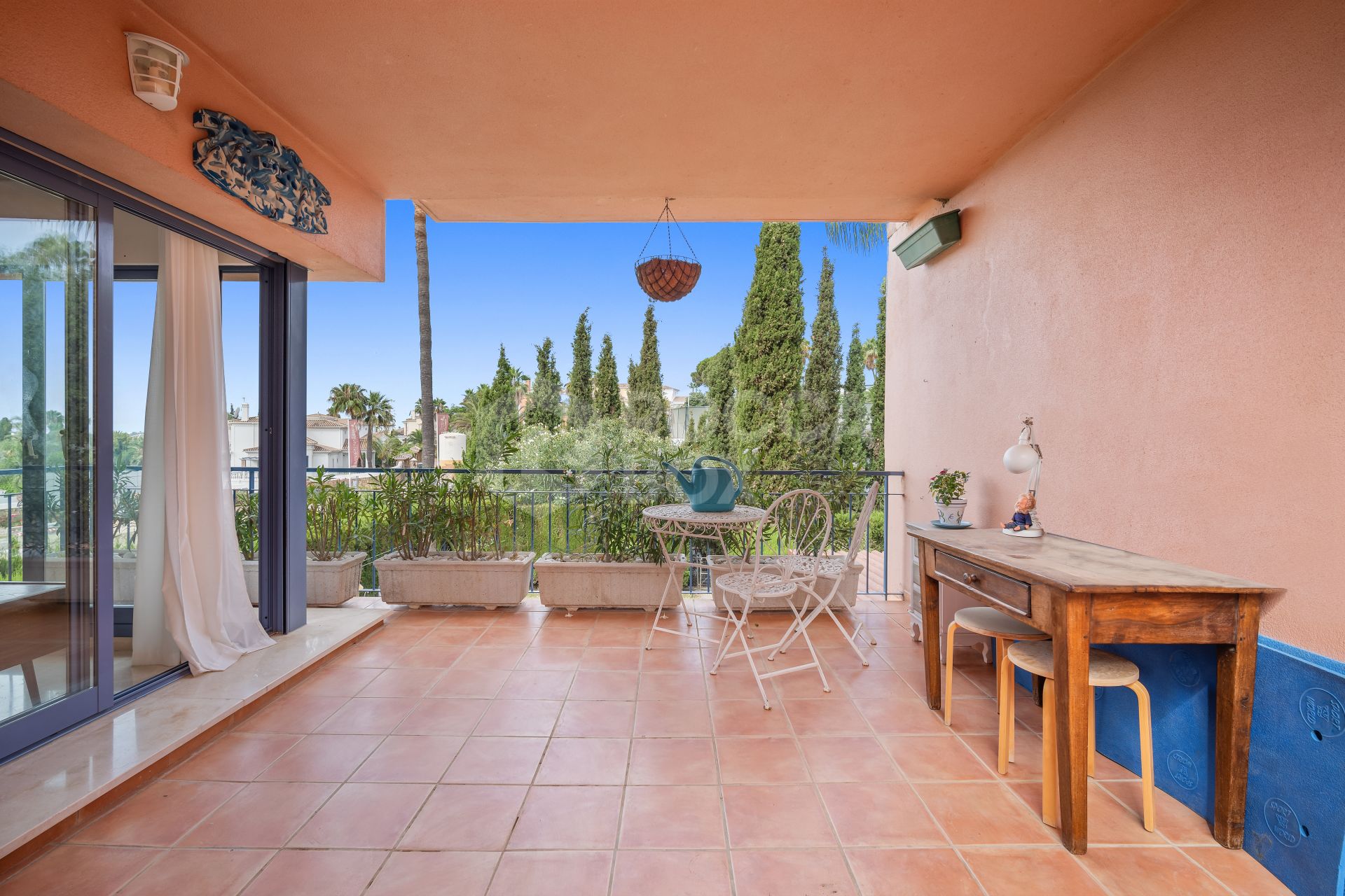 Bright and spacious, five bedroom townhouse located in Sun Golf, Nueva Andalucia with private garden