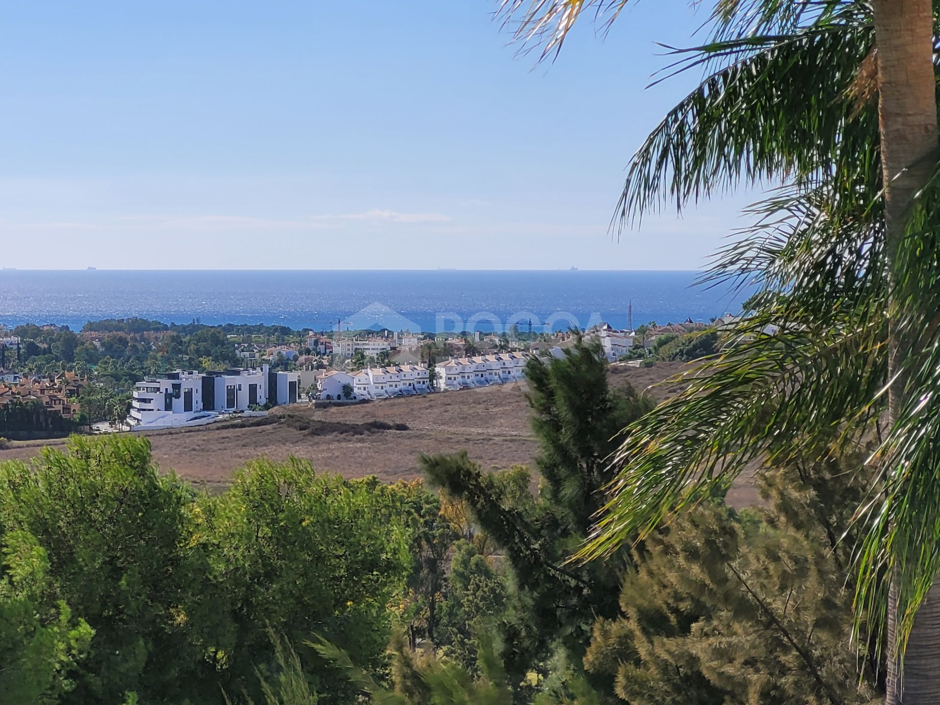 Stunning four bedroom, south facing frontline golf villa for sale in Nueva Atalaya, Benahavis, with stunning panoramic views to the sea