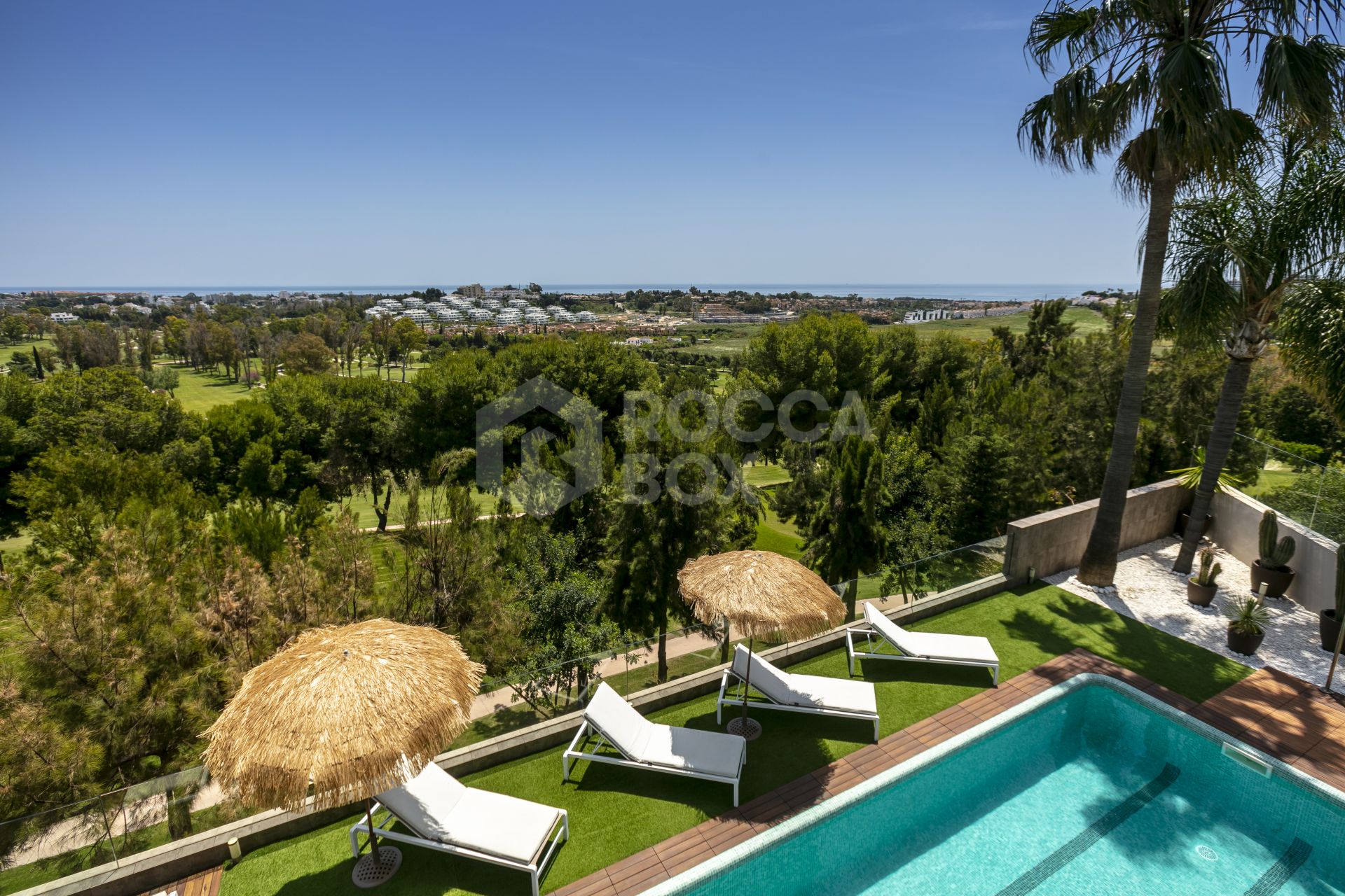 Stunning four bedroom, south facing frontline golf villa for sale in Nueva Atalaya, Benahavis, with stunning panoramic views to the sea