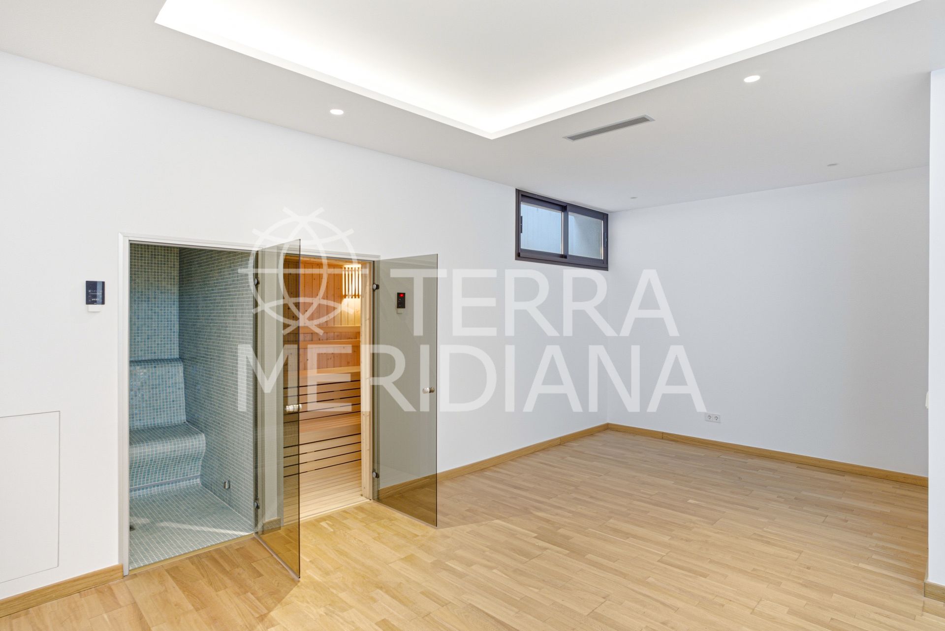 Villa in Marbella Golden Mile, Marbella