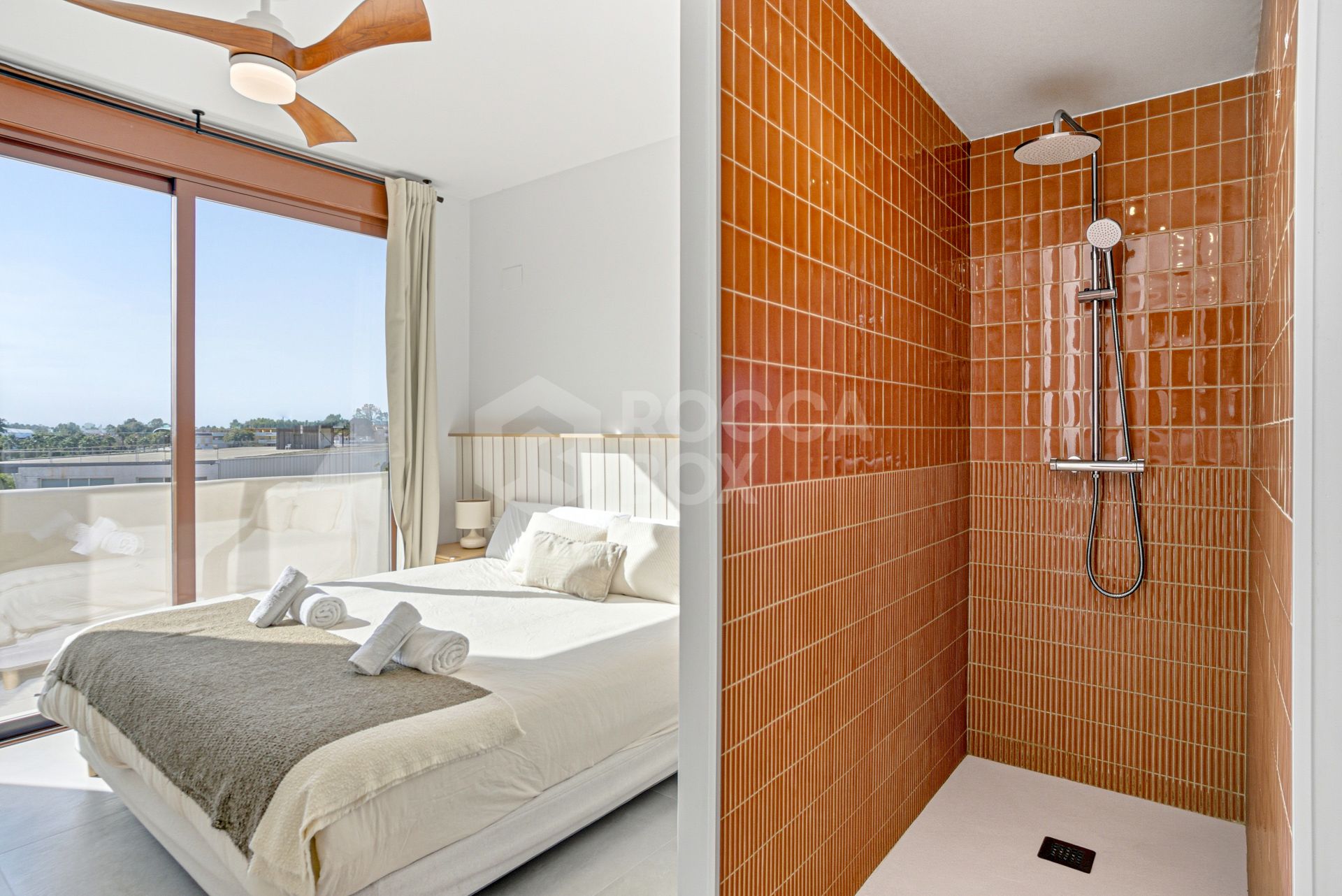 Stunning, five bedroom corner townhouse, located in the gated community of Urb. Riviera Beach in Cancelada