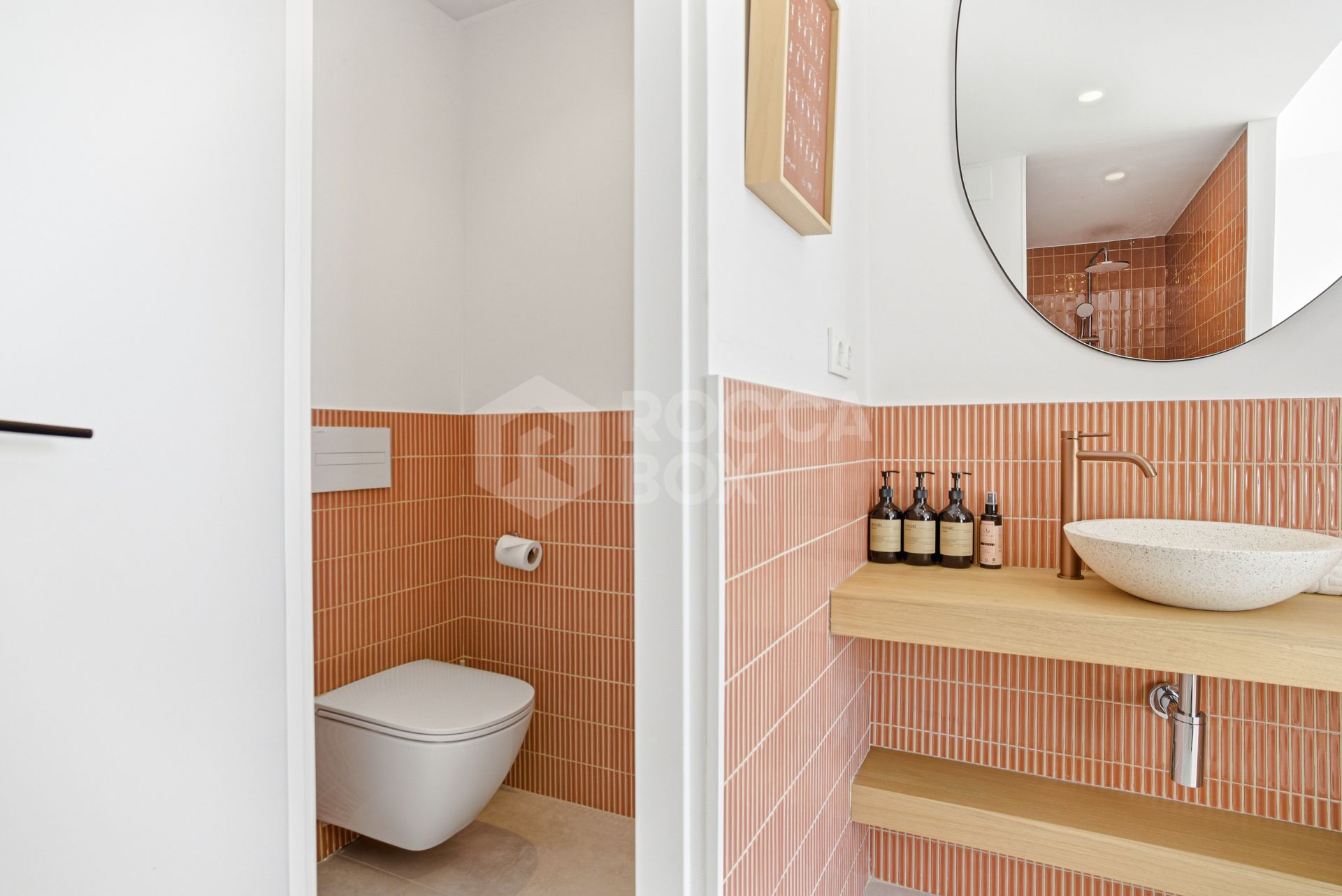 Stunning, five bedroom corner townhouse, located in the gated community of Urb. Riviera Beach in Cancelada