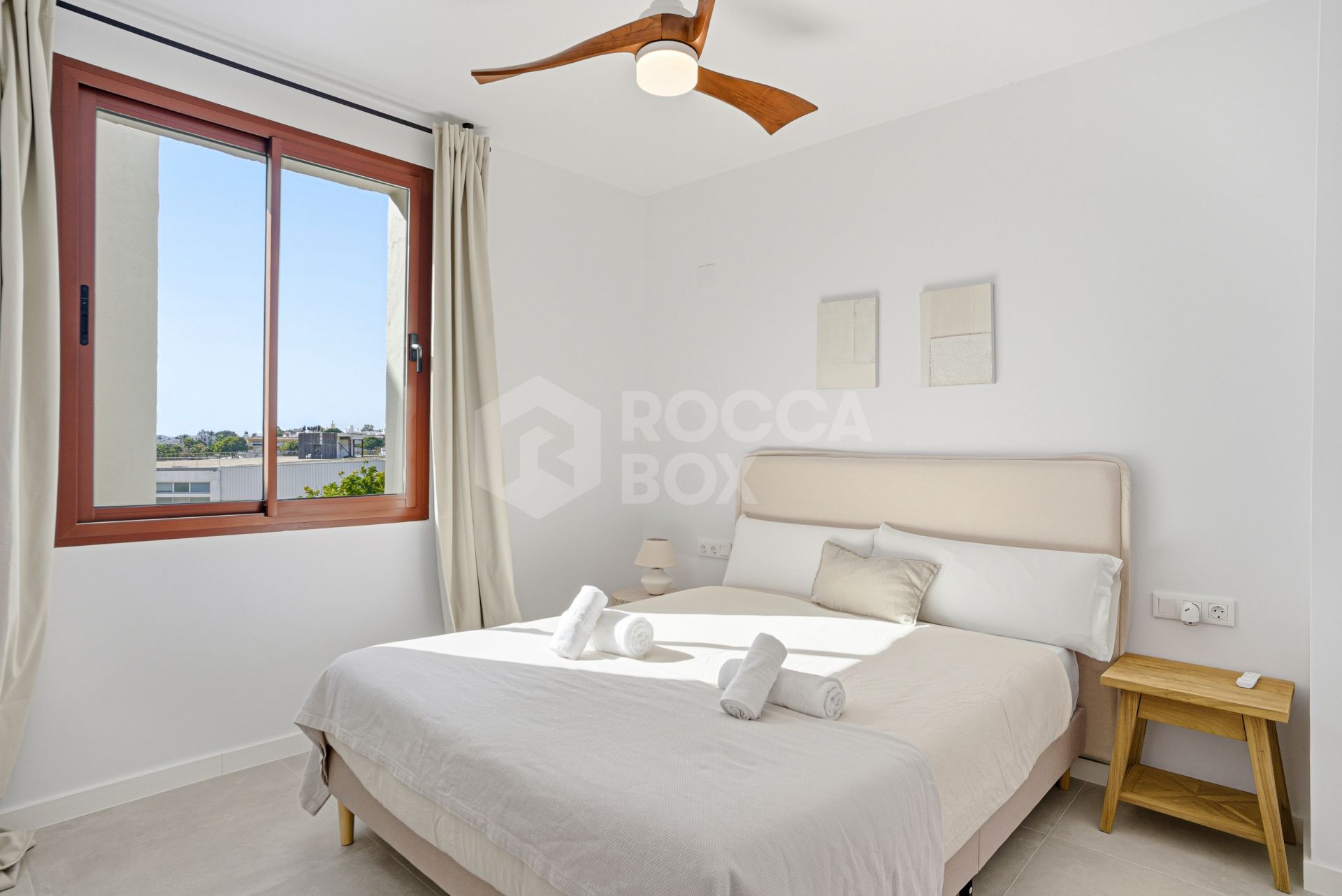 Stunning, five bedroom corner townhouse, located in the gated community of Urb. Riviera Beach in Cancelada