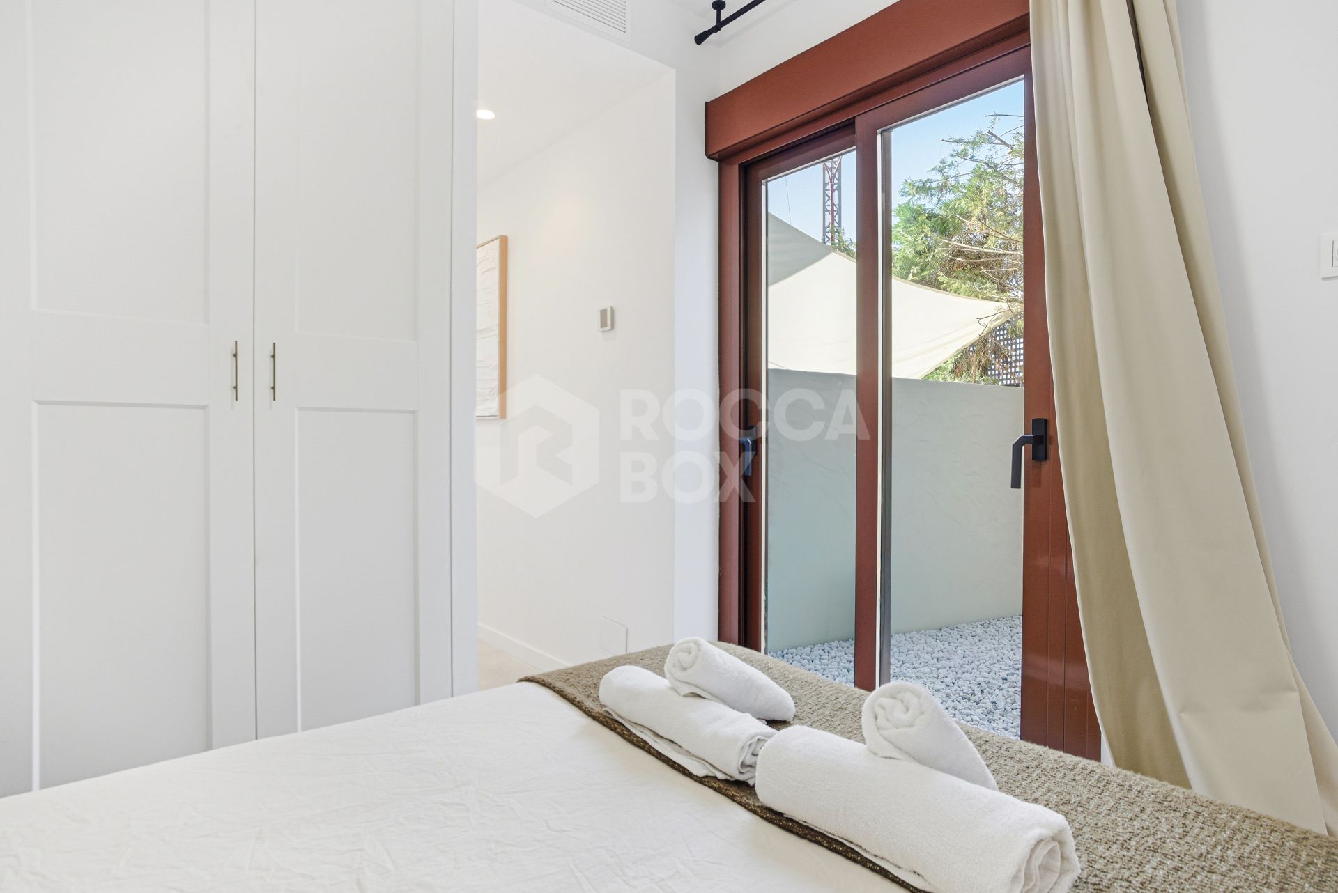 Stunning, five bedroom corner townhouse, located in the gated community of Urb. Riviera Beach in Cancelada