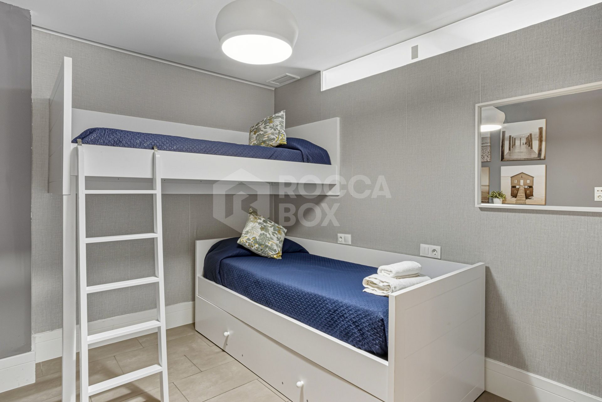 Two-bedroom, beachfront apartment with sea and mountain views, located in the heart of Puerto Banús.