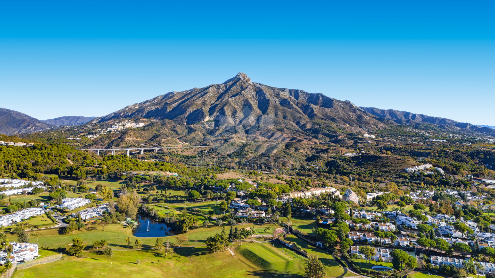 Adosado en La Rinconada, Marbella
