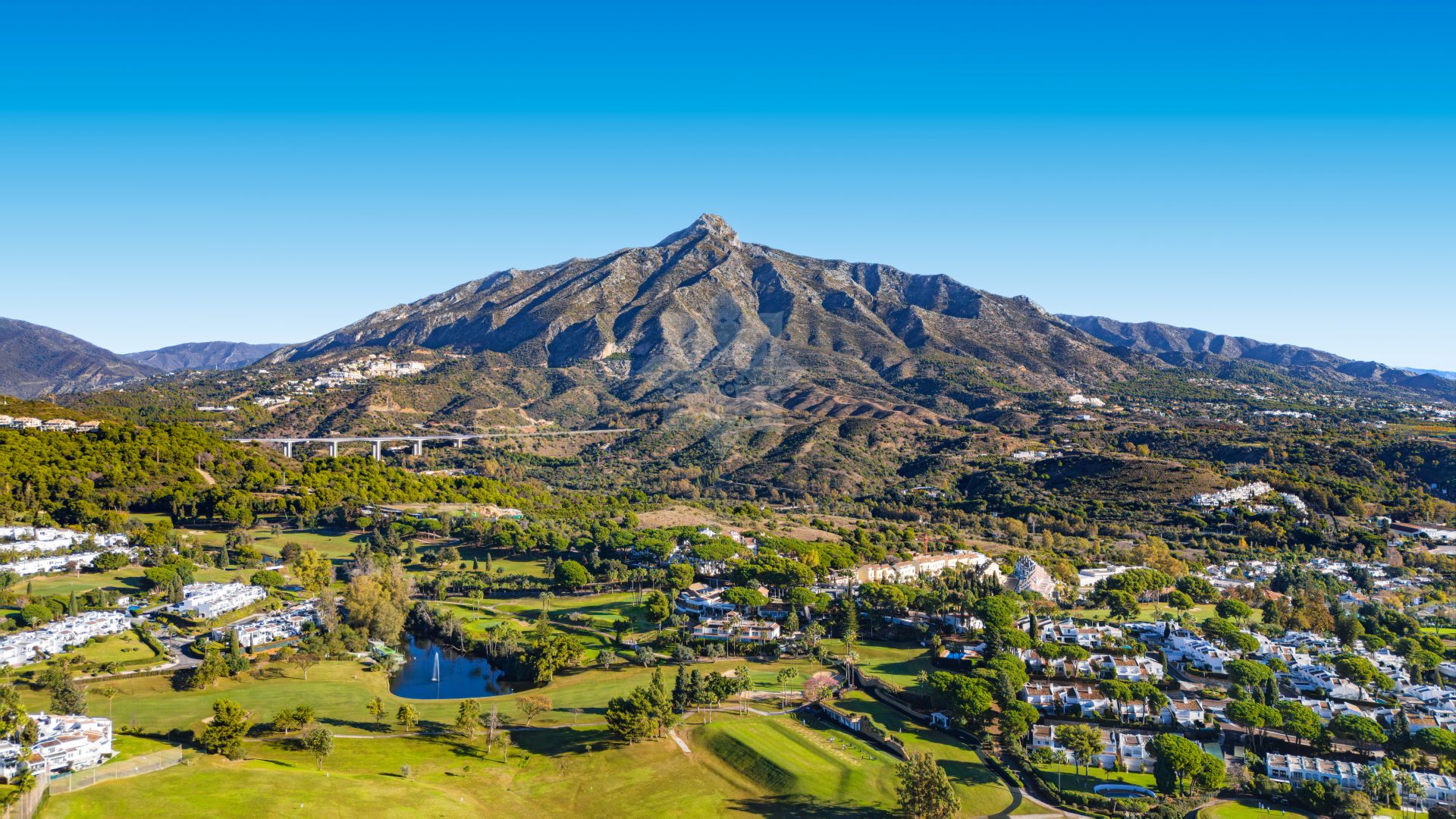 Town House in La Rinconada, Marbella