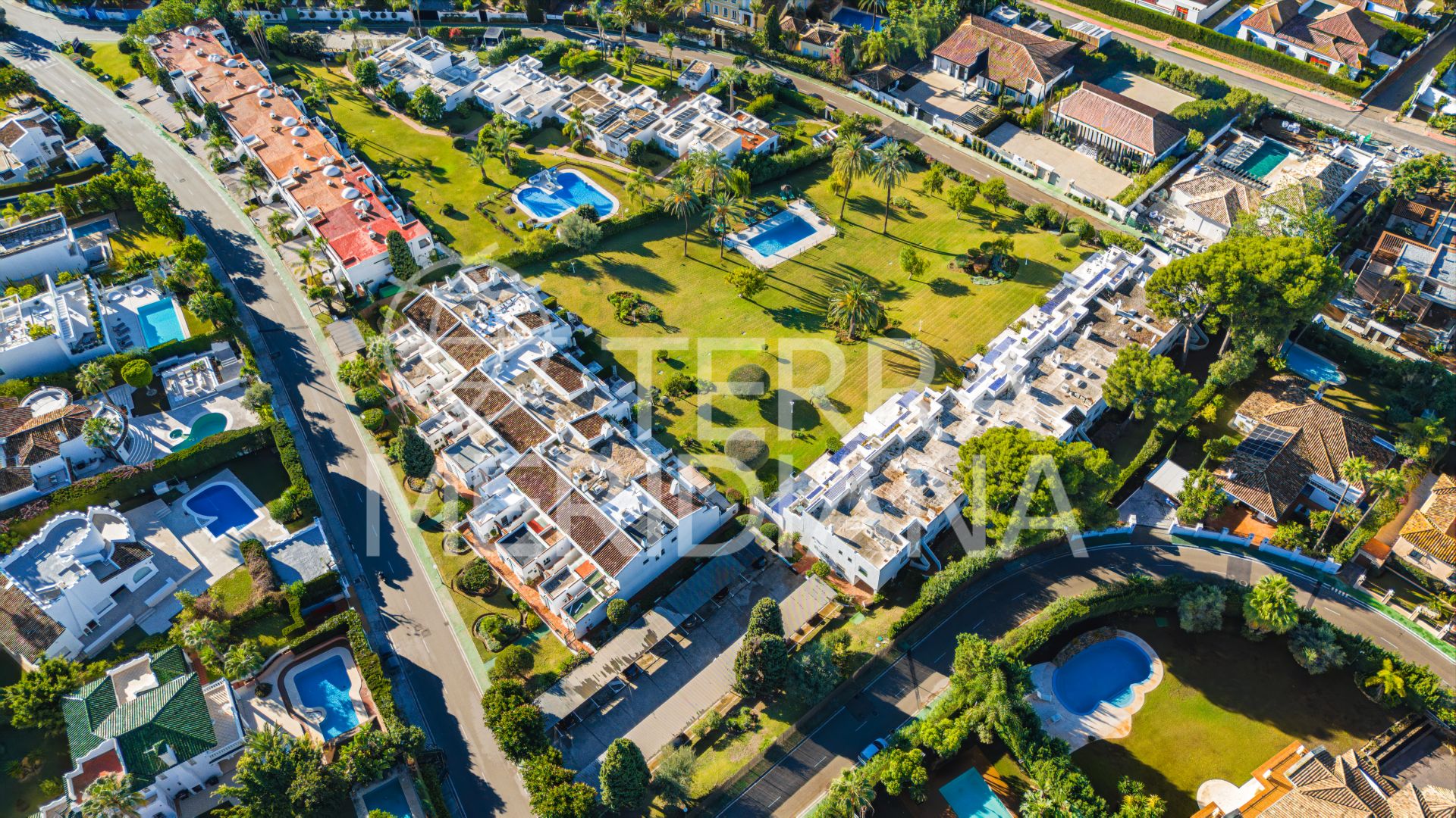 Town House in La Rinconada, Marbella