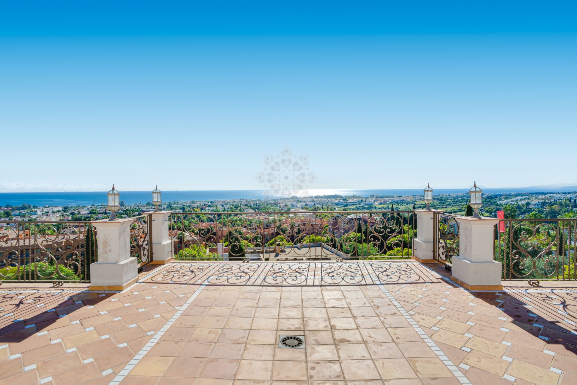 Villa en Los Flamingos, Benahavis