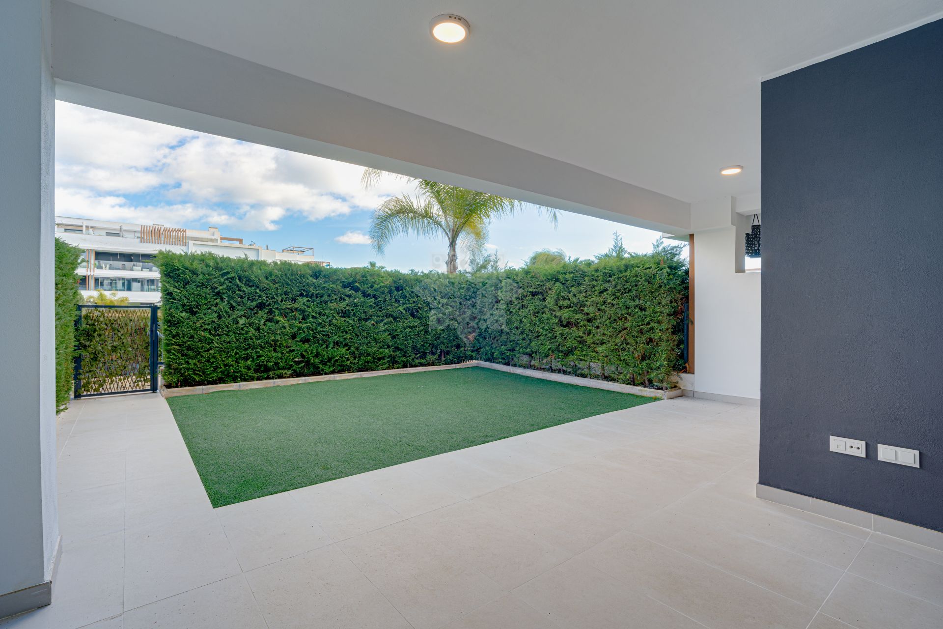 Apartament na parterze w Cancelada, Estepona