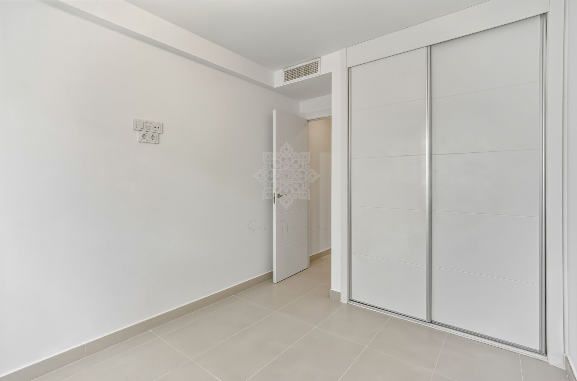 Apartament na parterze w Cancelada, Estepona