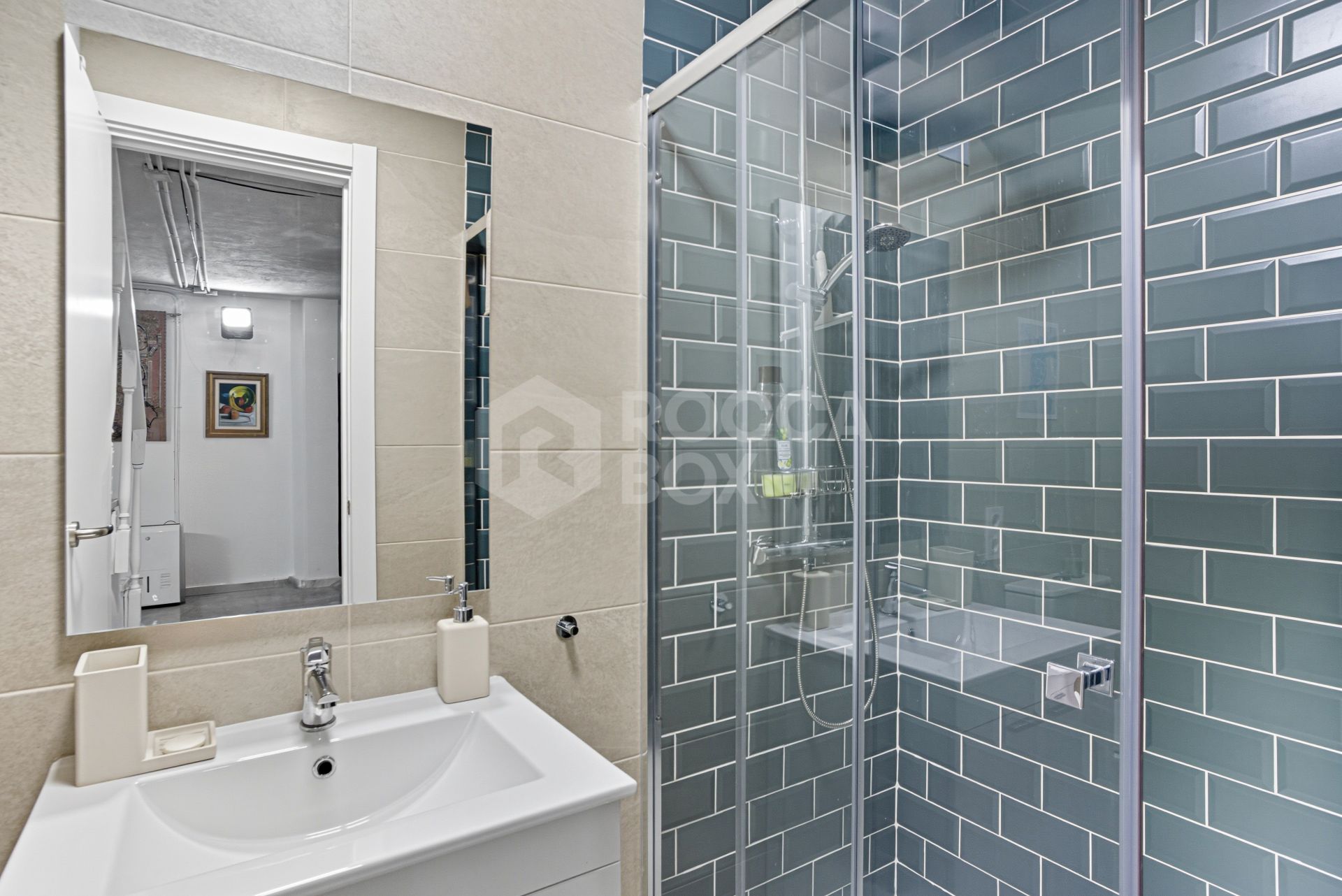 Reform Opportunity - South facing, three bedroom townhouse located in the sought-after gated community of El Capricho on Marbella’s Golden Mile