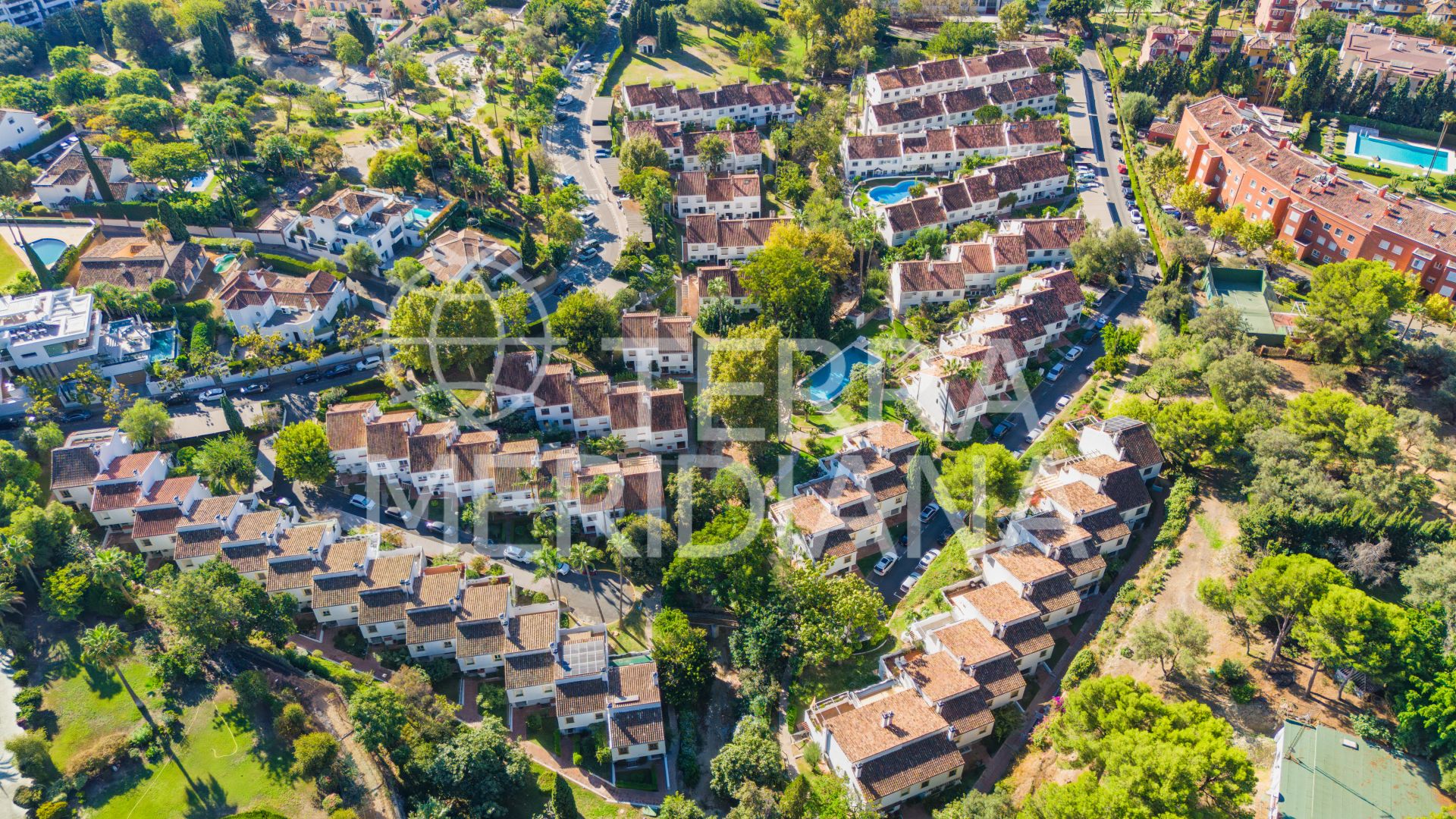 Town House in El Capricho, Marbella