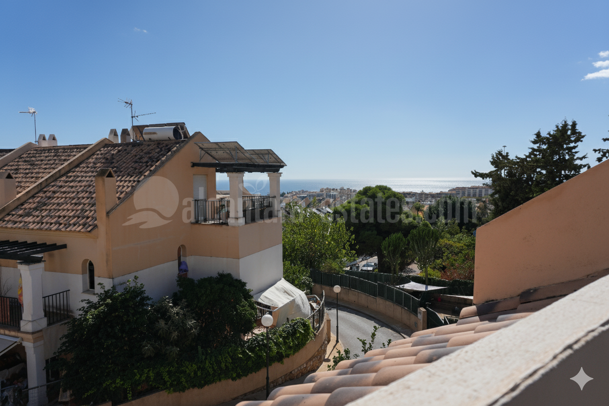 Town House in Sierramar, Marbella