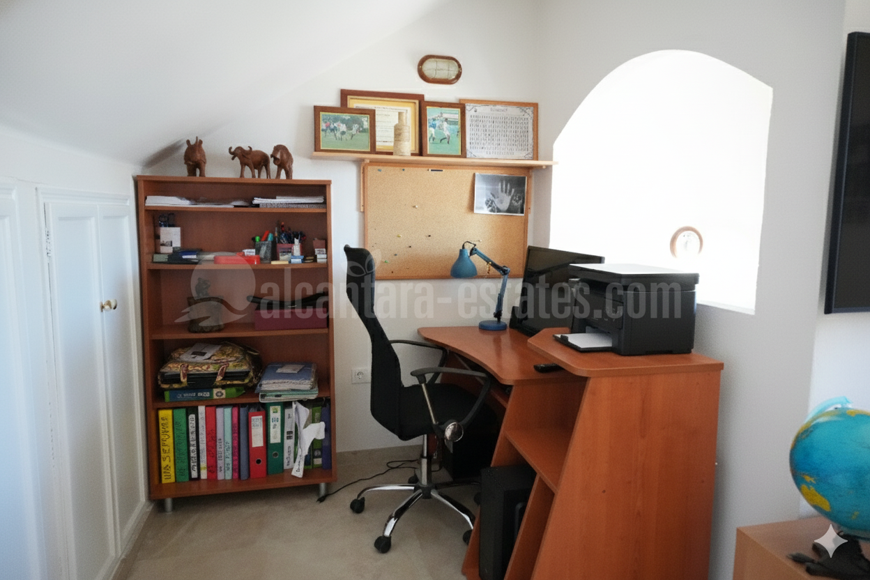 Town House in Sierramar, Marbella