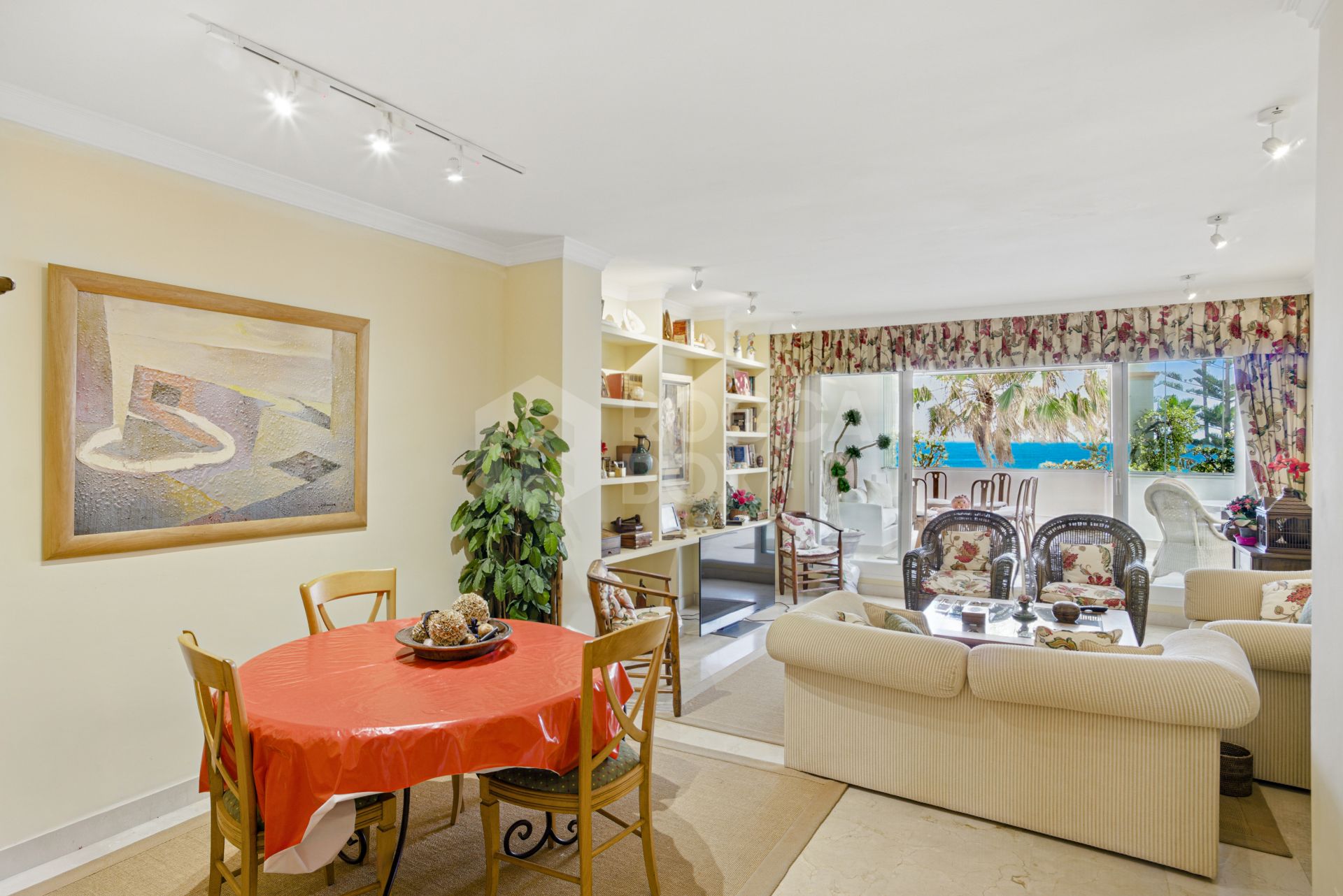 Exclusive Beachfront Two-Bedroom South-Facing Apartment with Sea Views in La Herradura, Marbella