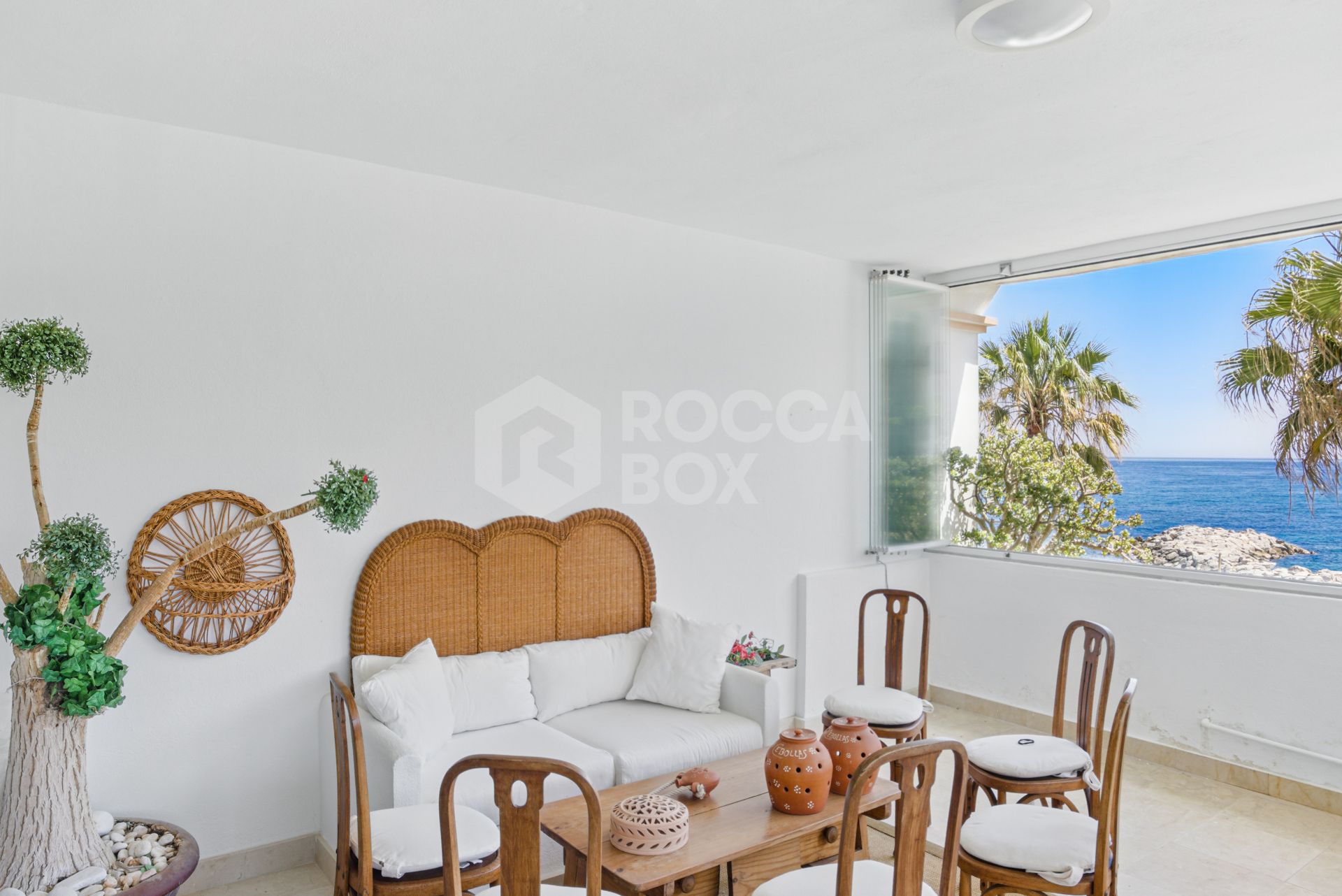 Exclusive Beachfront Two-Bedroom South-Facing Apartment with Sea Views in La Herradura, Marbella