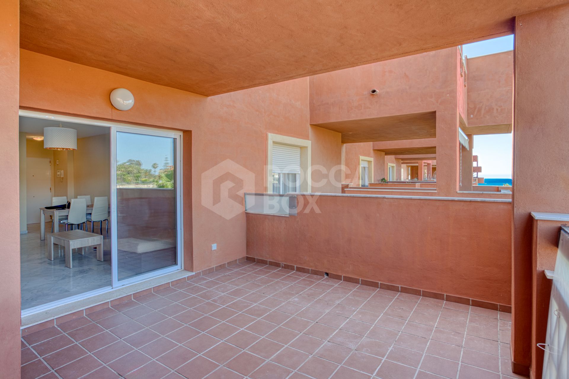 Lovely two bedroom, south west facing apartment in La Reserva de Marbella; with sea views
