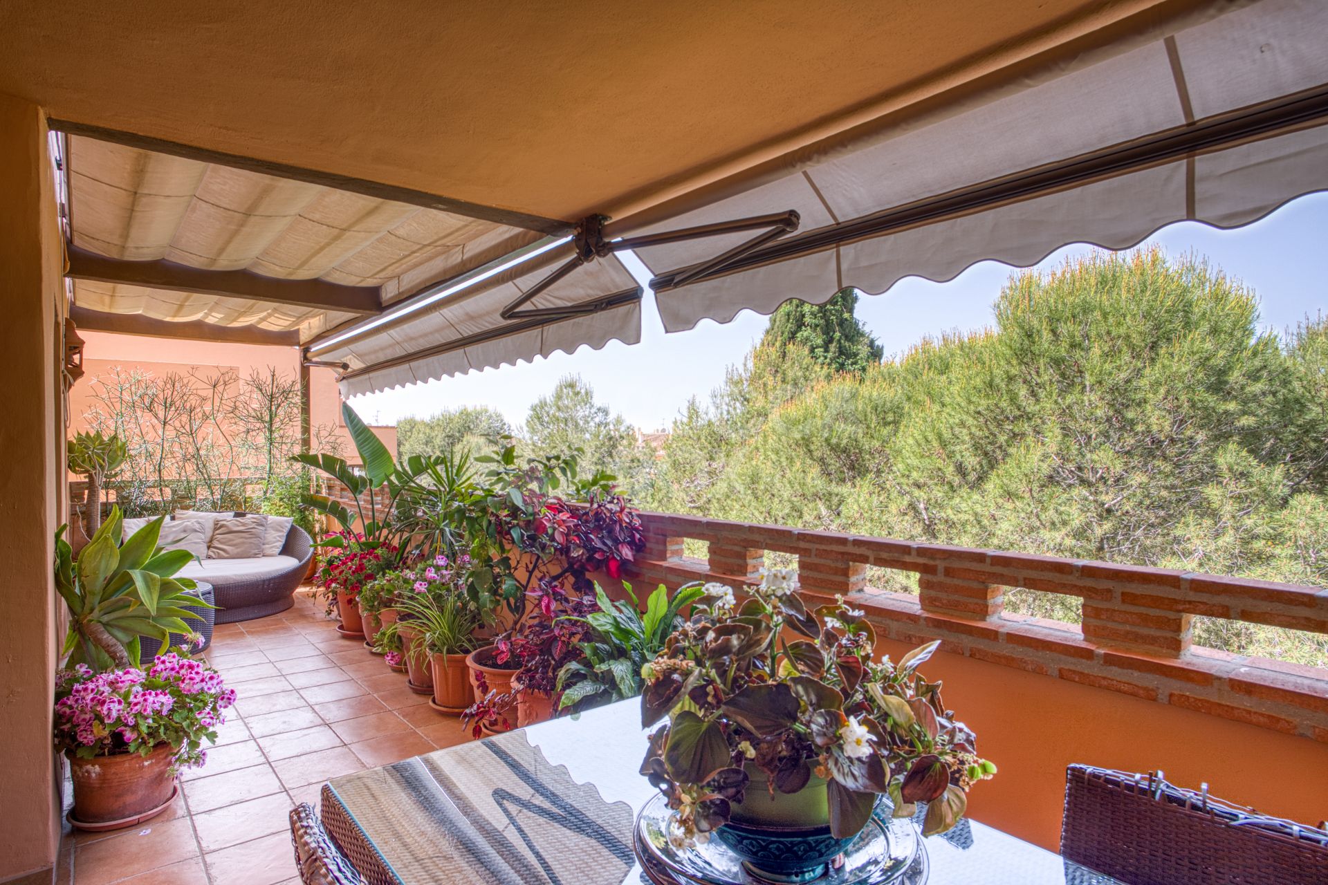 Lovely three bedroom apartment located in the heart of the Golden Mile of Marbella, Costa Nagüeles III