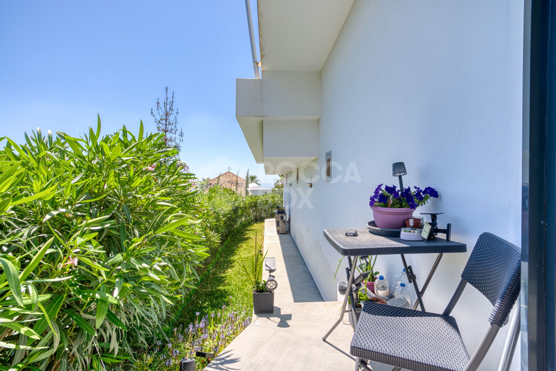 Outstanding, five bedroom Villa located in Altos de Los Monteros with panoramic sea views
