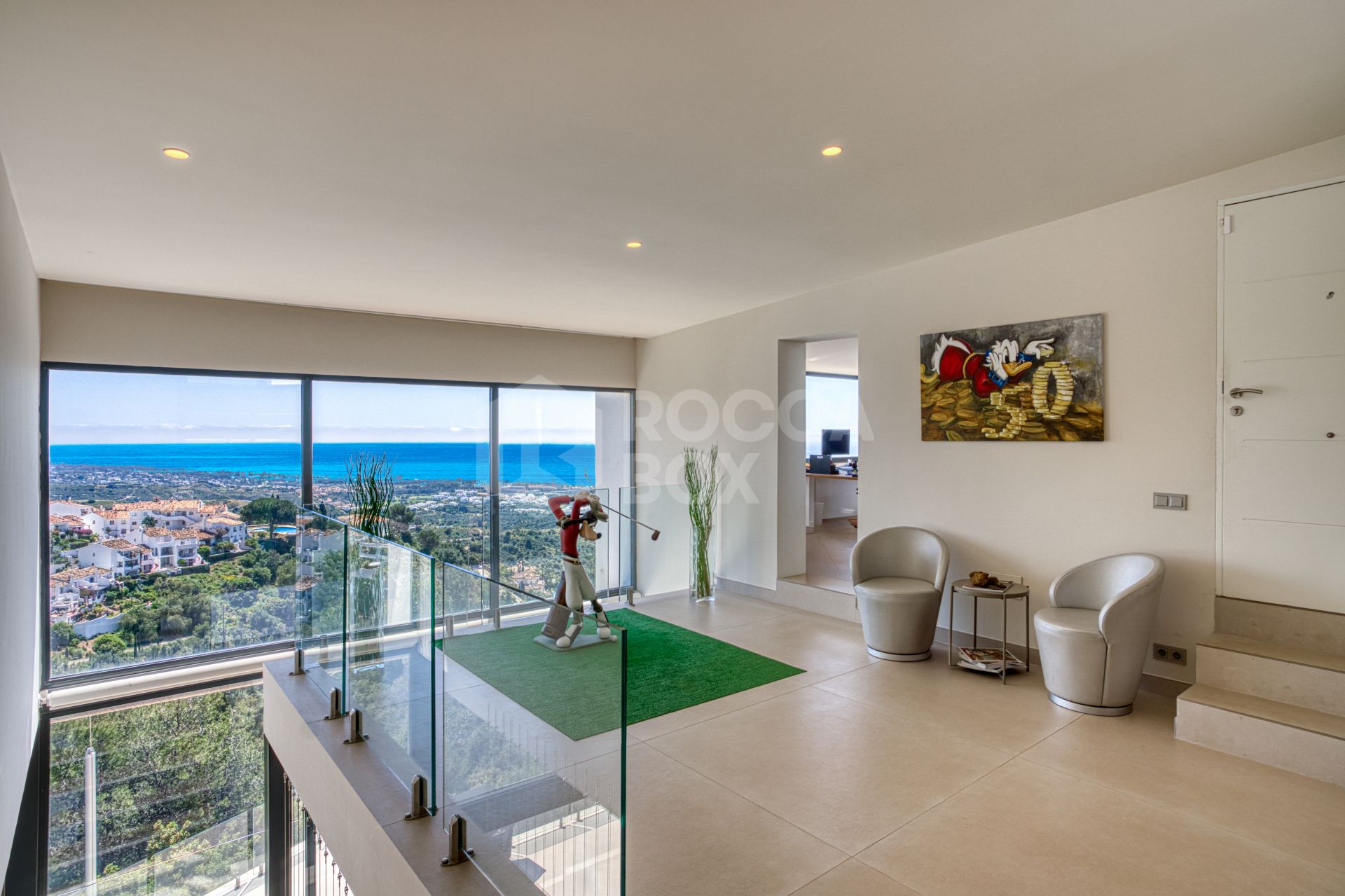 Outstanding, five bedroom Villa located in Altos de Los Monteros with panoramic sea views