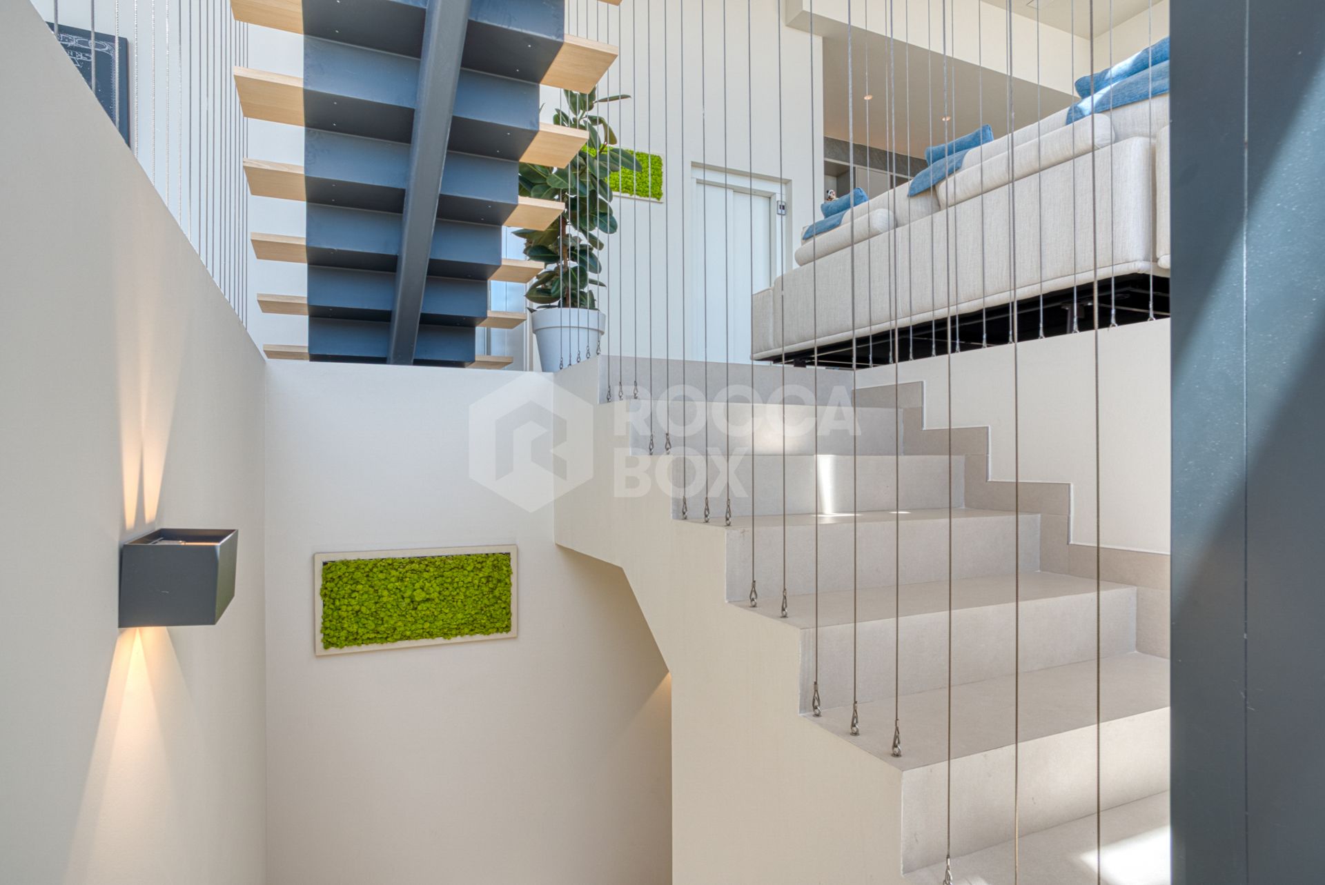 Outstanding, five bedroom Villa located in Altos de Los Monteros with panoramic sea views