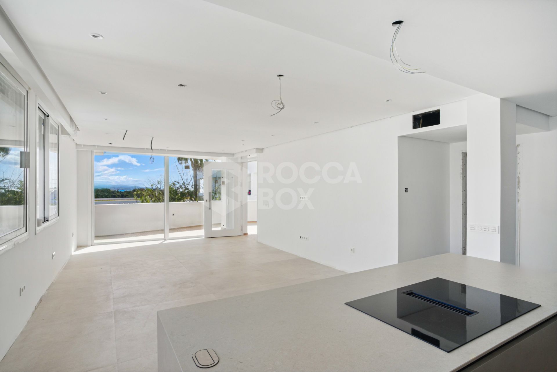 Beautifully reformed two bedroom apartment in the gated community of Jardines de Andalucía, Nueva Andalucia