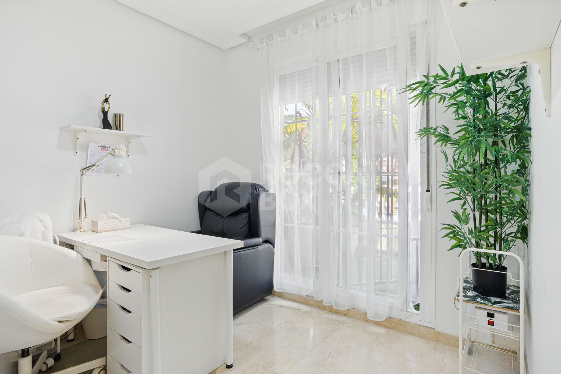 Four bedroom beautifully reformed south facing townhouse in a gated residential community in Calahonda