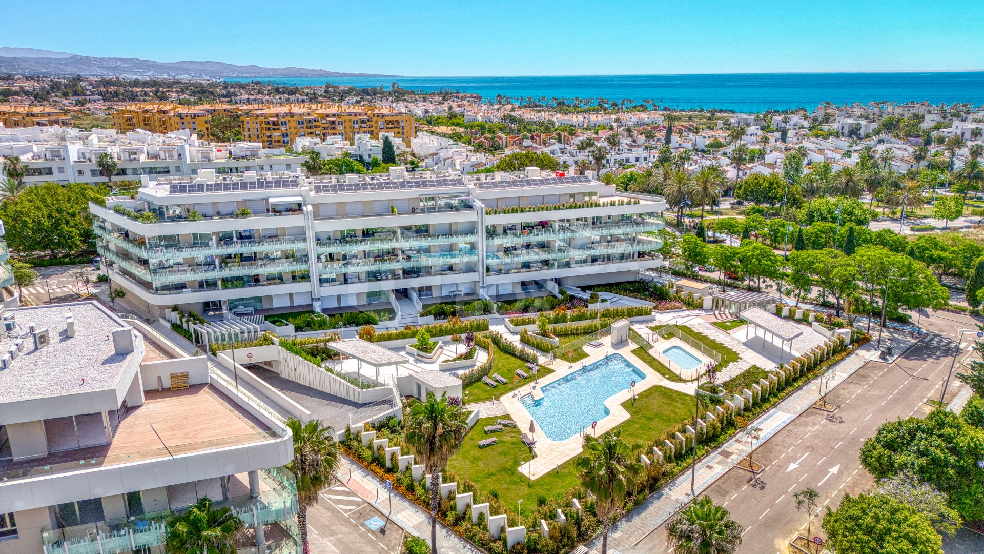 Stylish, three bedroom apartment located in a newly built gated community of San Pedro playa