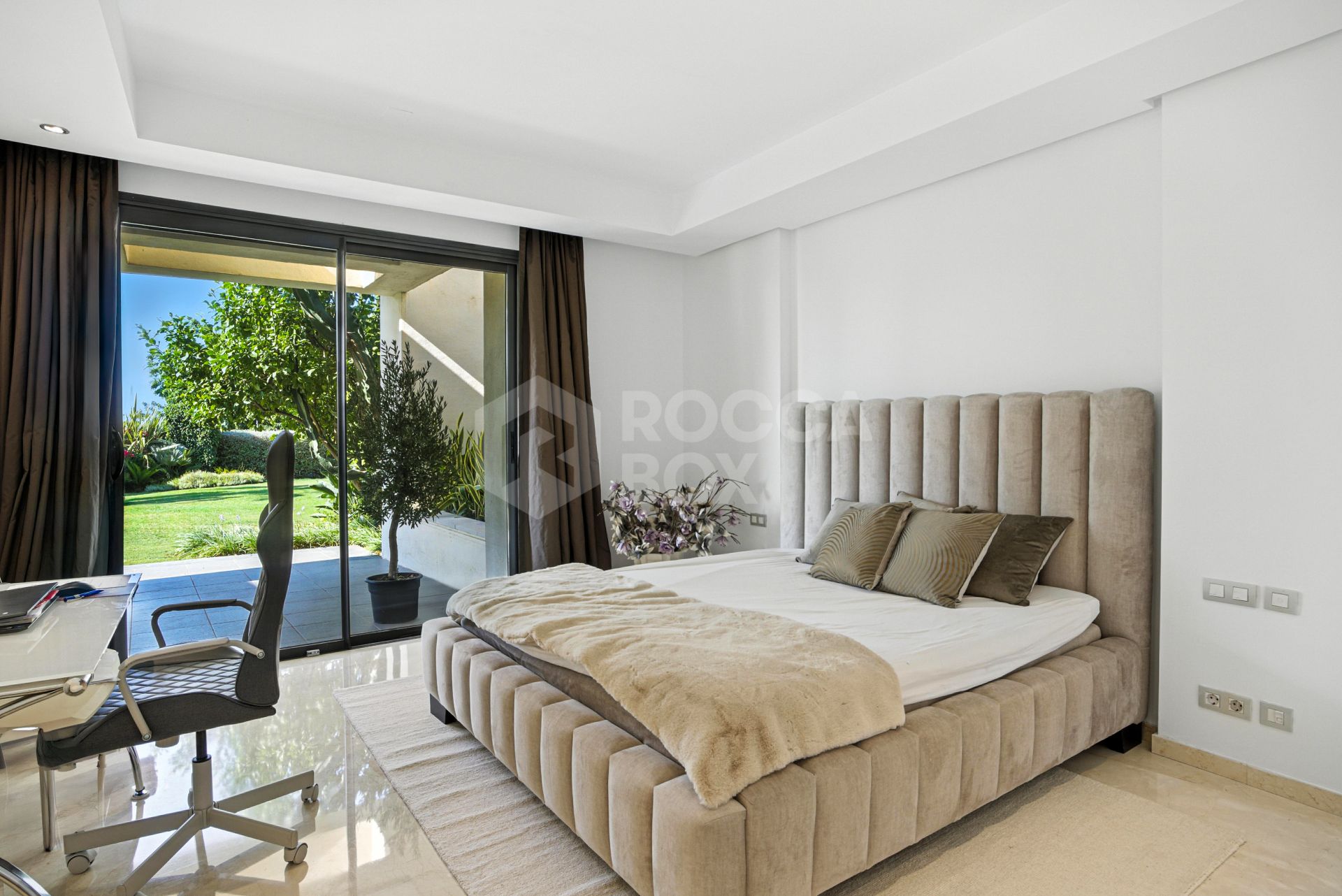 Luxury, south facing two bedroom, ground floor apartment located in prestigious community Imara, Balcones de Sierra Blanca