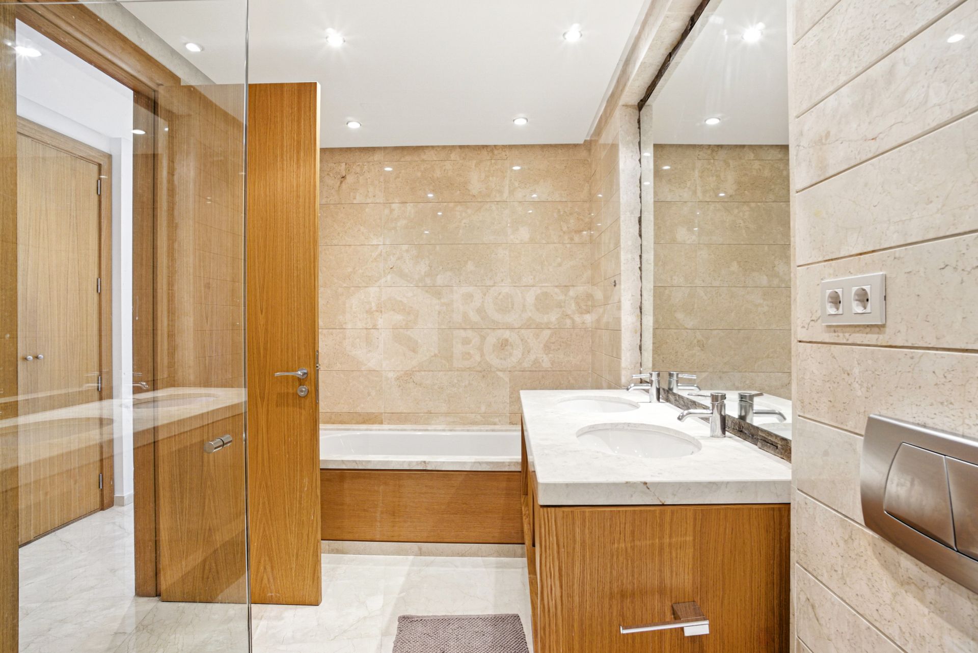 Luxury, south facing two bedroom, ground floor apartment located in prestigious community Imara, Balcones de Sierra Blanca