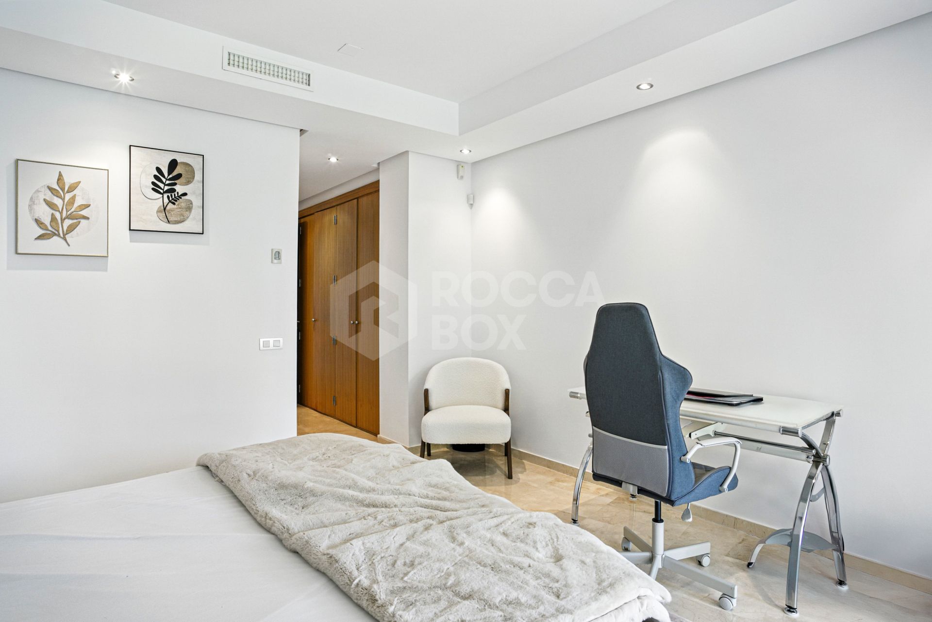 Luxury, south facing two bedroom, ground floor apartment located in prestigious community Imara, Balcones de Sierra Blanca