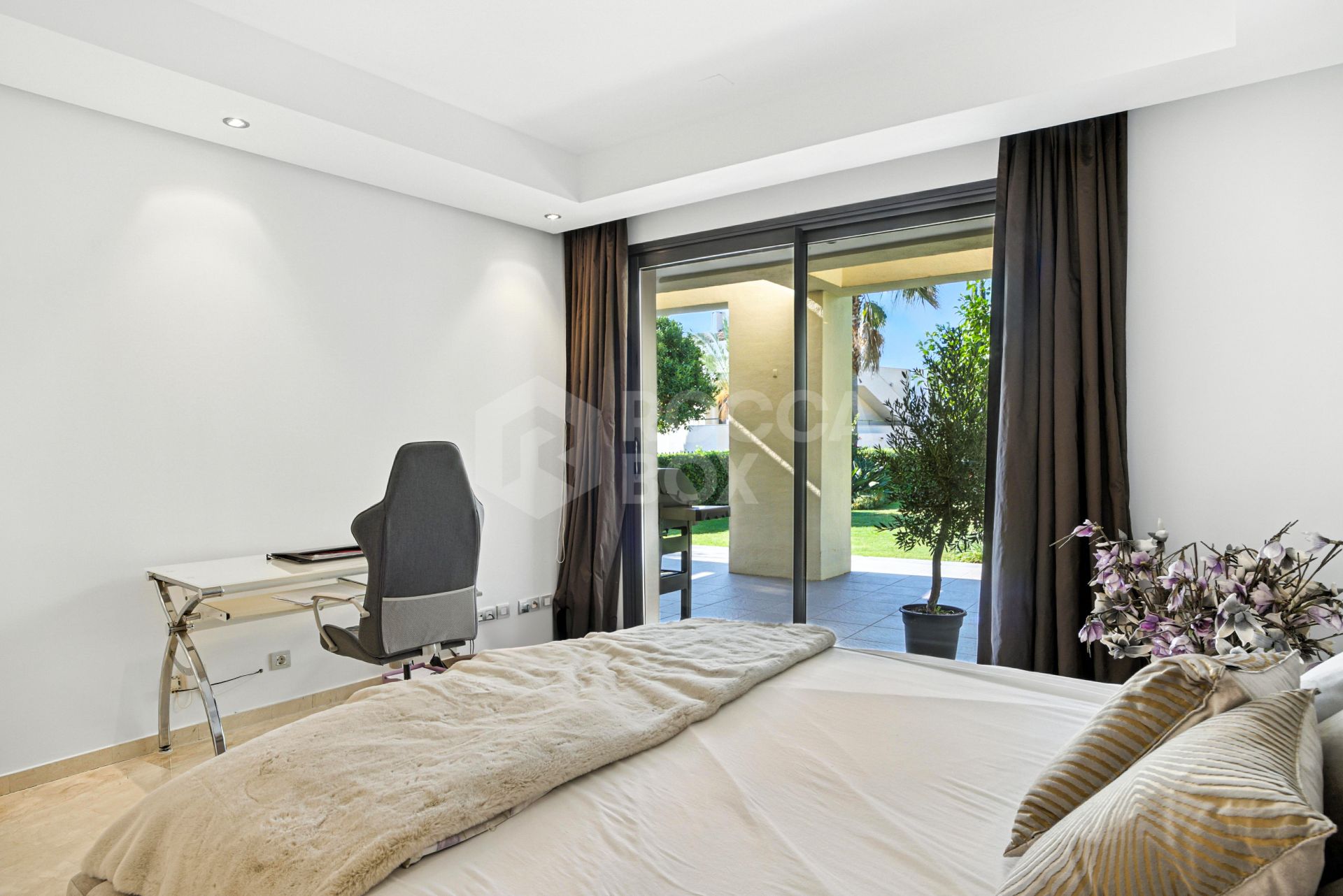 Luxury, south facing two bedroom, ground floor apartment located in prestigious community Imara, Balcones de Sierra Blanca