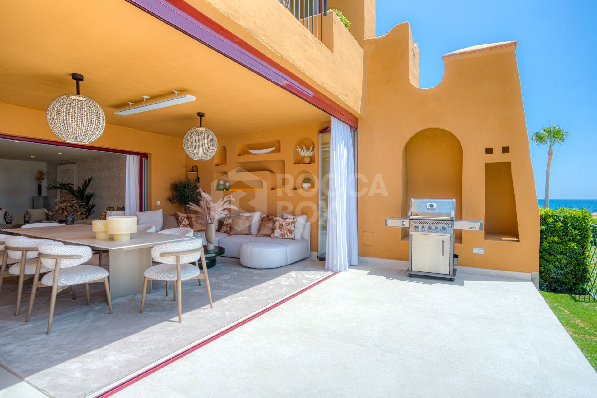 Stunning south facing, four bedroom ground floor apartment, set within the exclusive Los Granados del Mar urbanization on the New Golden Mile